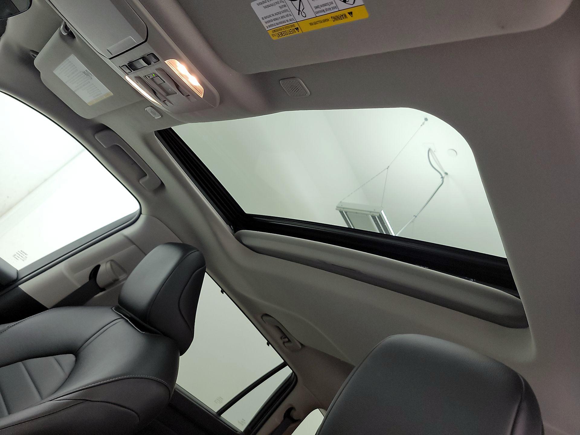 Thumbnail: 2024 Toyota Highlander - 19