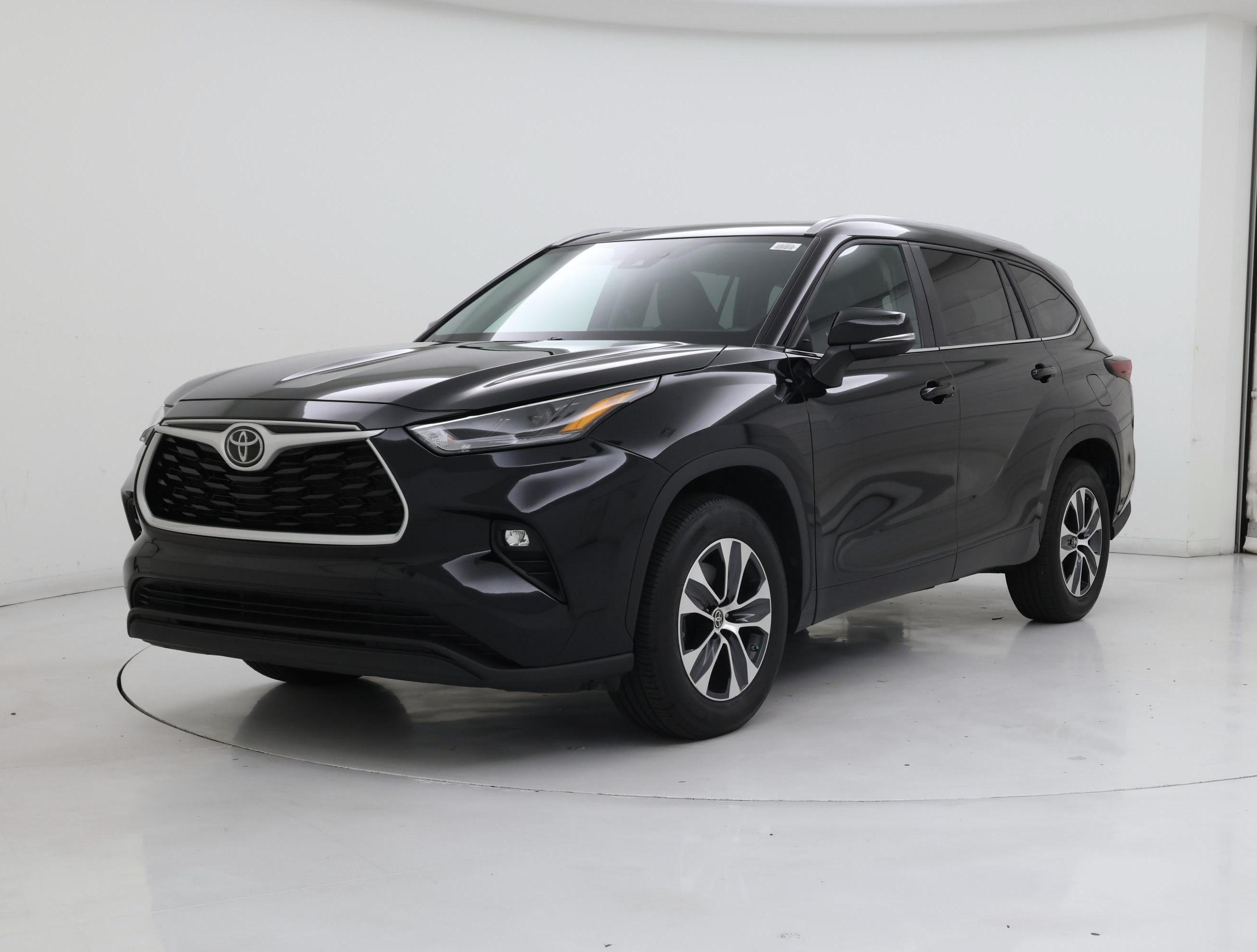 Thumbnail: 2024 Toyota Highlander - 4