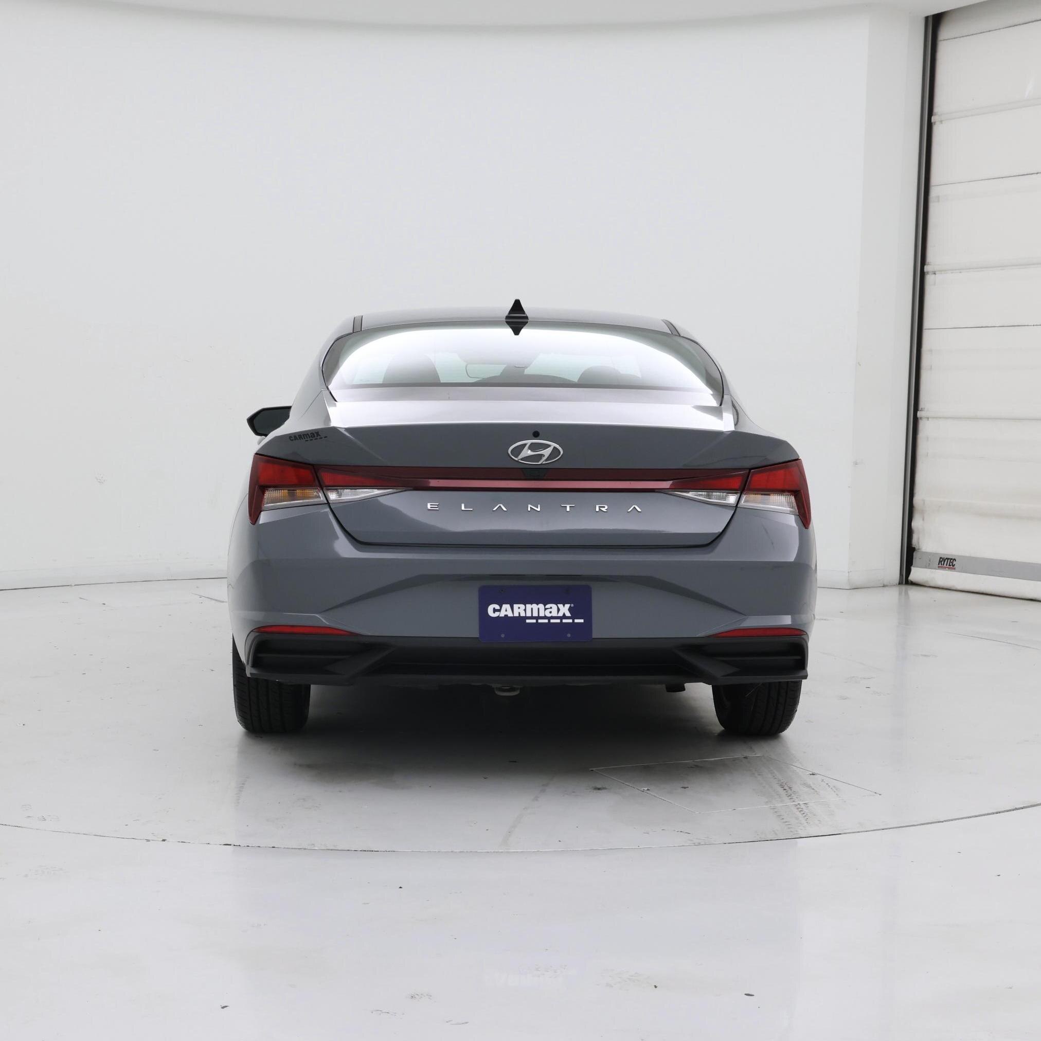 Thumbnail: 2022 Hyundai Elantra - 6