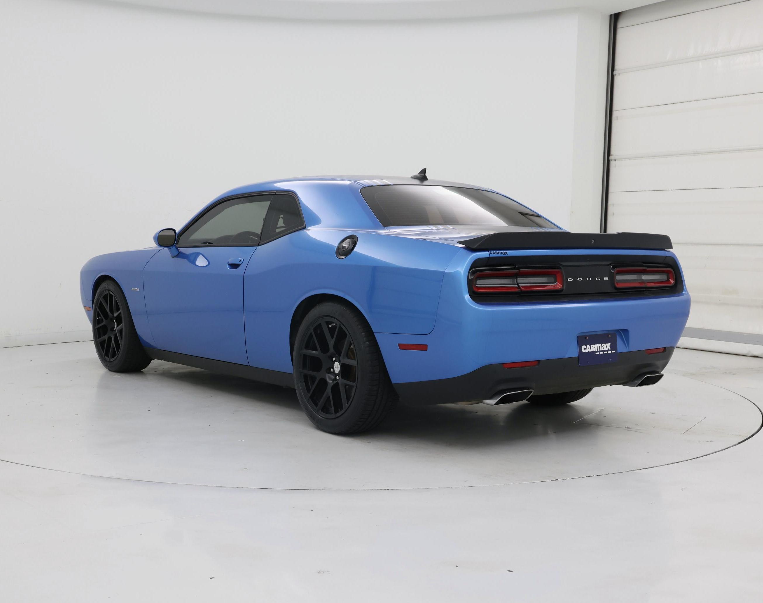 Thumbnail: 2015 Dodge Challenger - 2