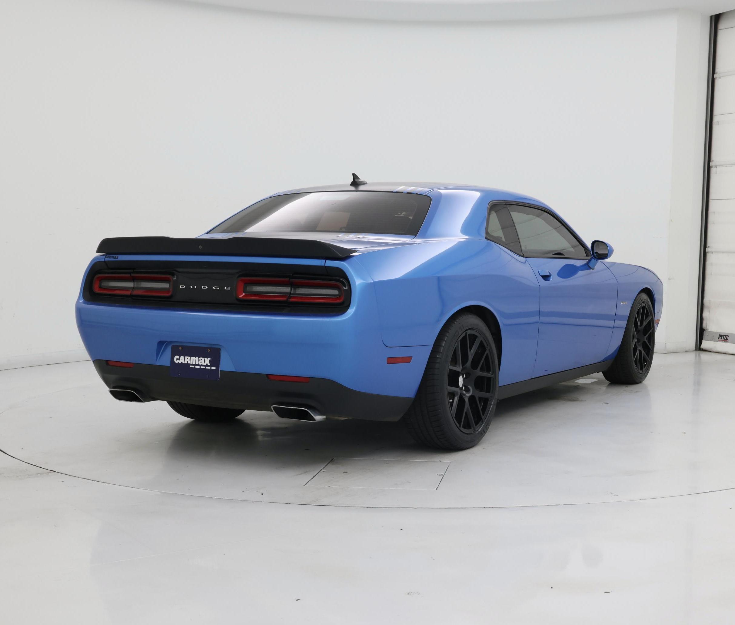 Thumbnail: 2015 Dodge Challenger - 8