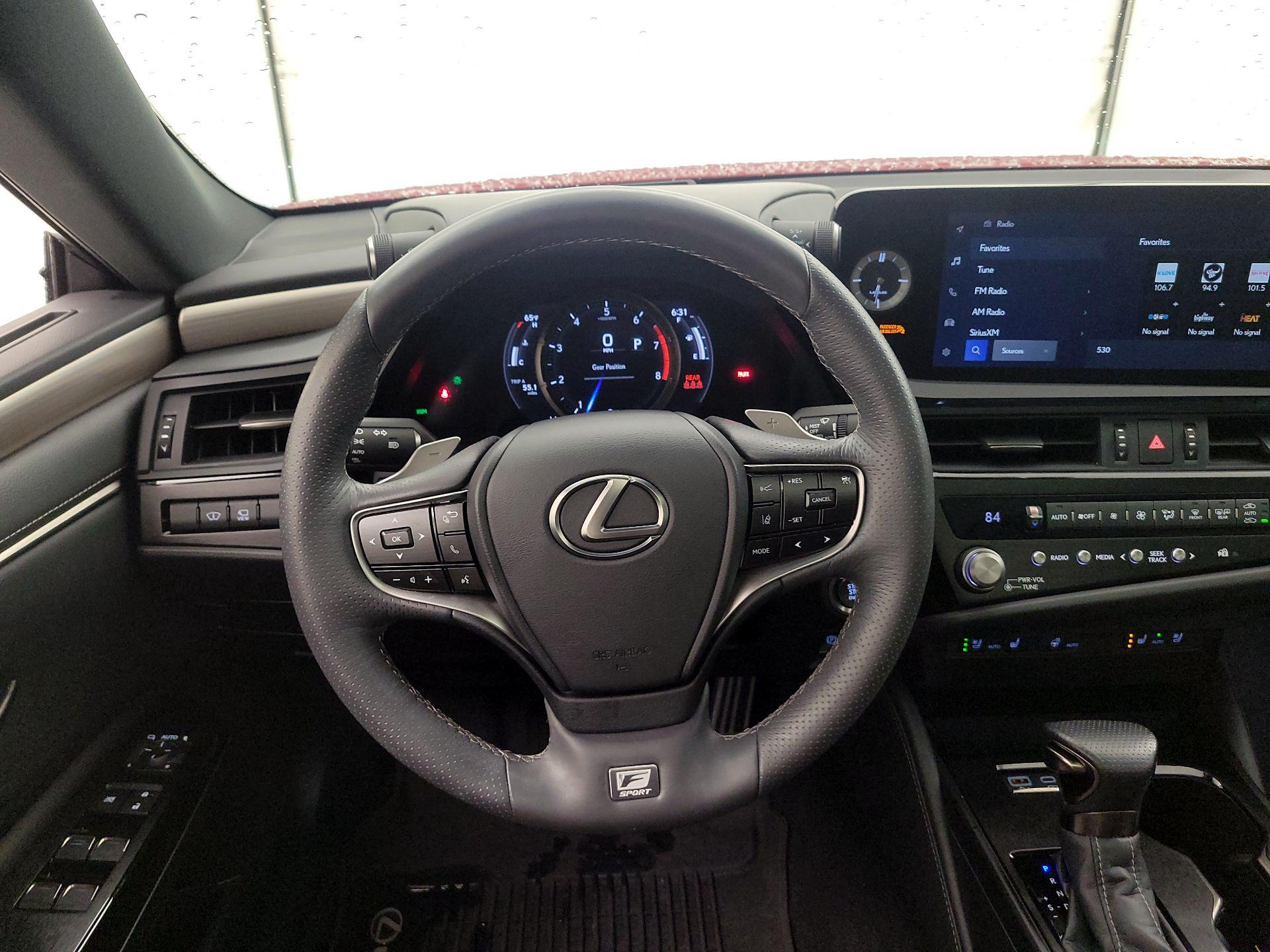 Thumbnail: 2023 Lexus ES - 10