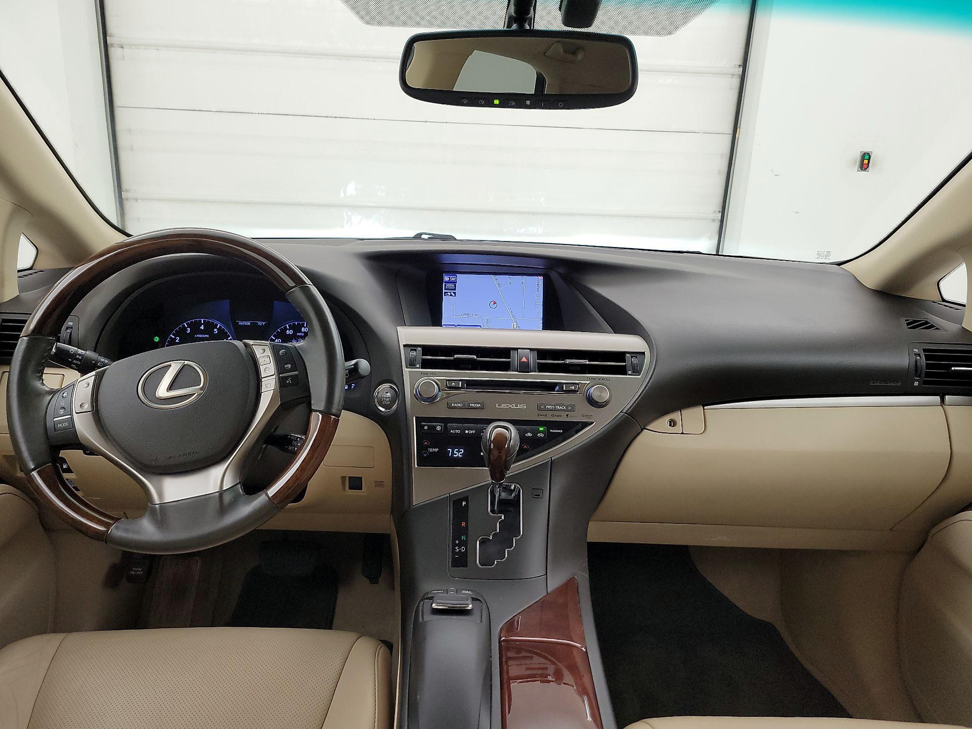 Thumbnail: 2015 Lexus RX - 9