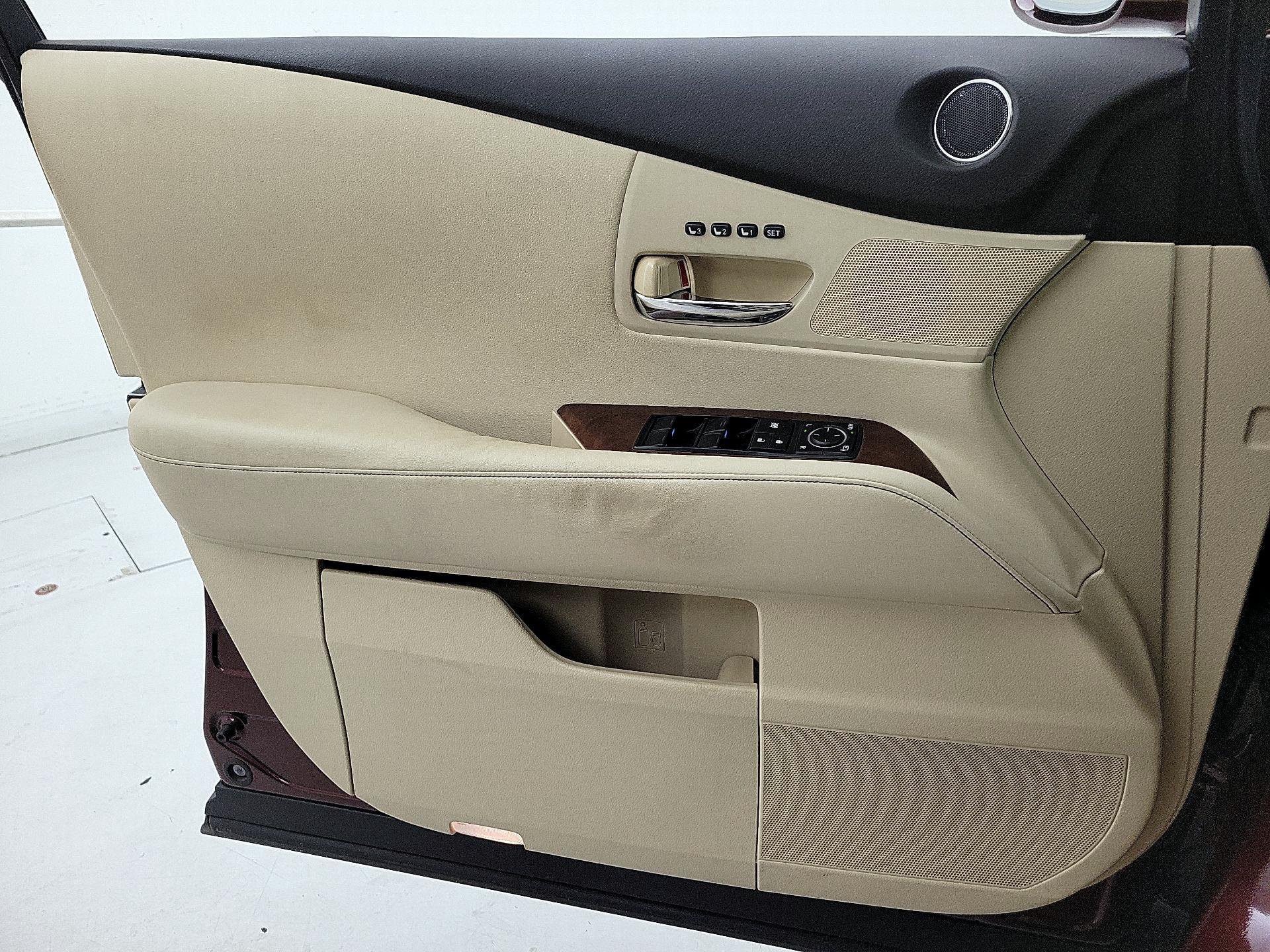 Thumbnail: 2015 Lexus RX - 12