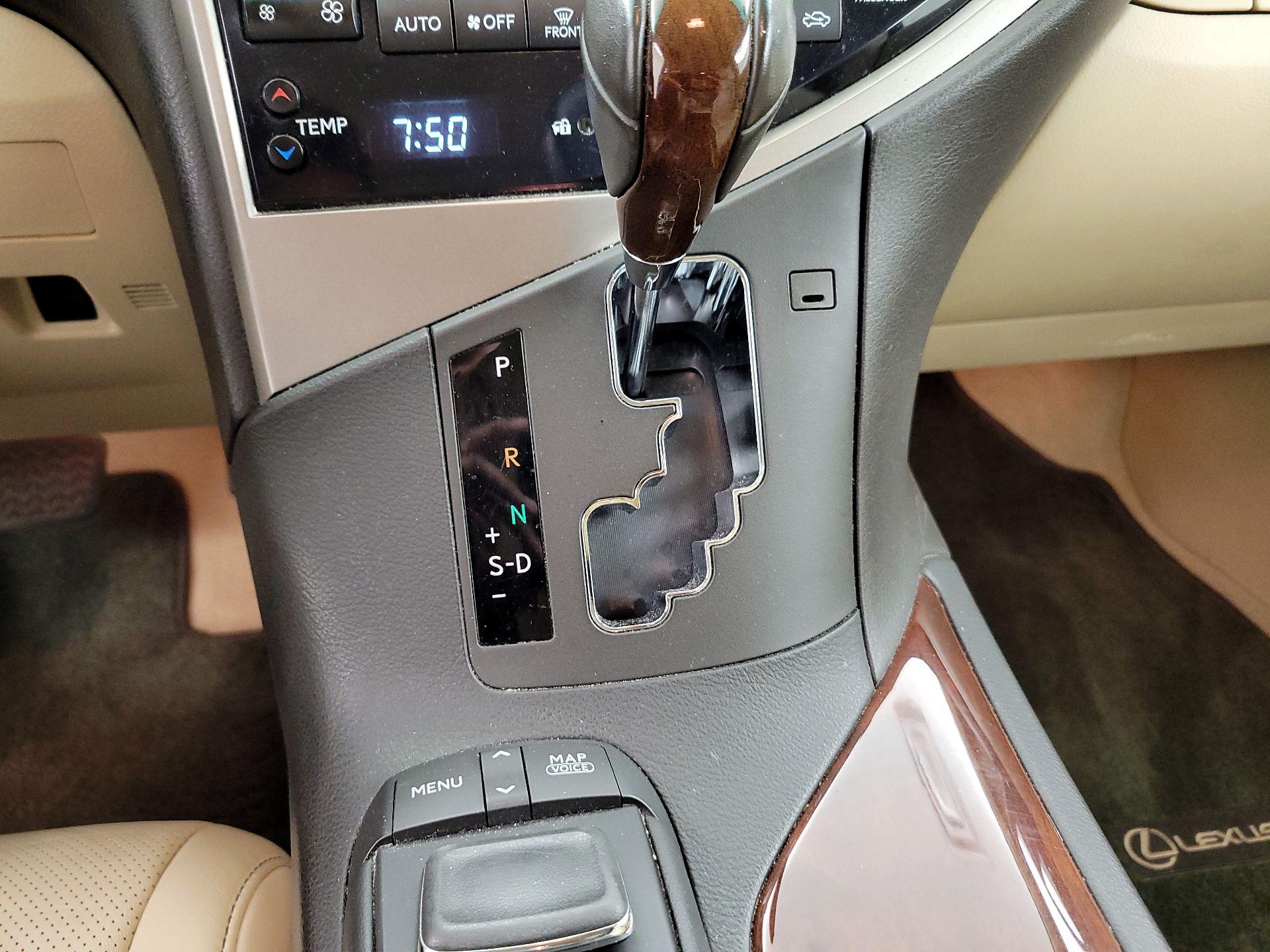 Thumbnail: 2015 Lexus RX - 18