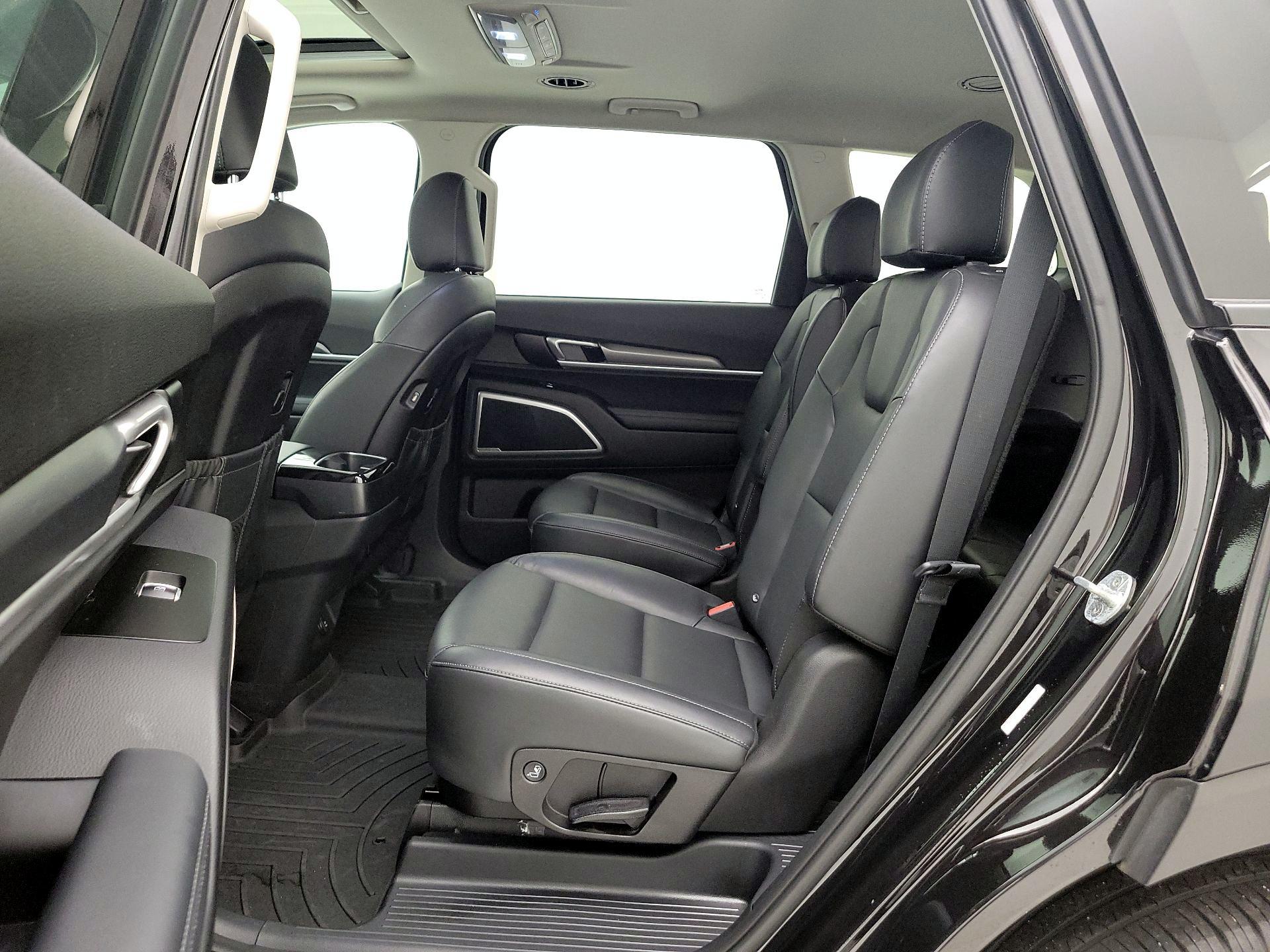 Thumbnail: 2021 Kia Telluride - 20