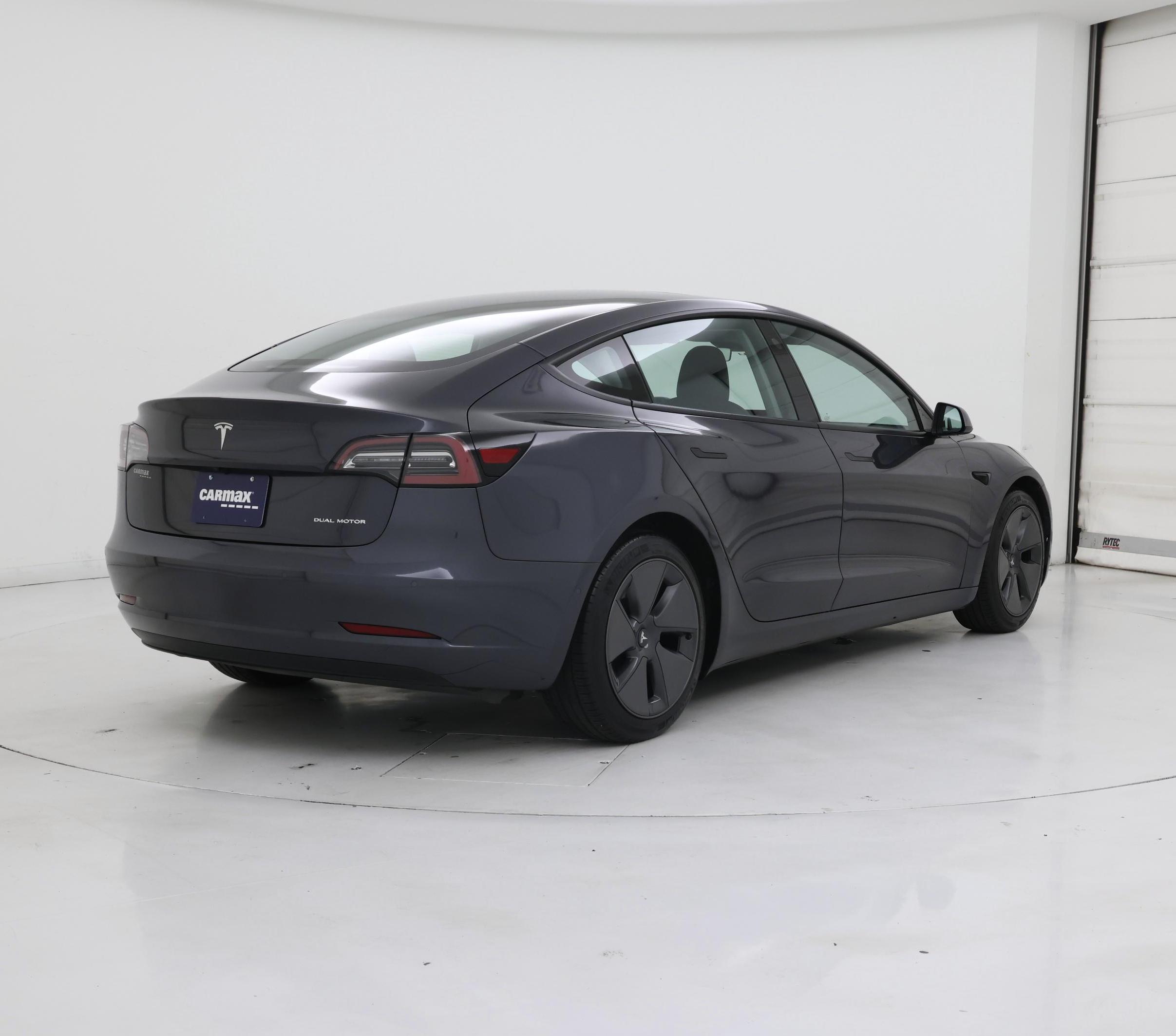 Thumbnail: 2021 Tesla Model 3 - 8