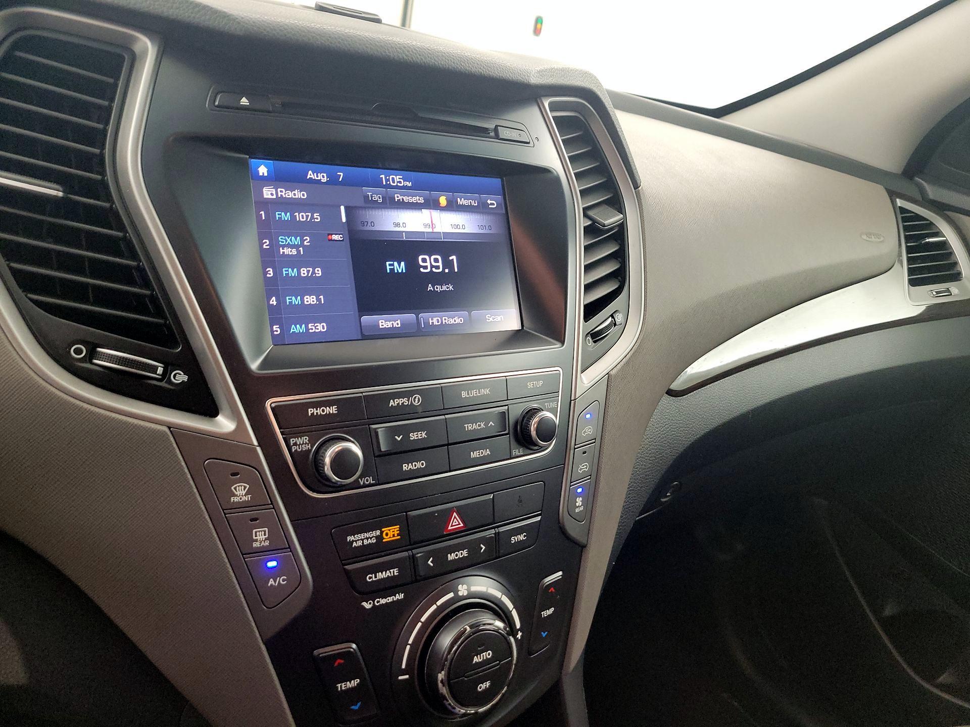 Thumbnail: 2017 Hyundai Santa Fe - 15