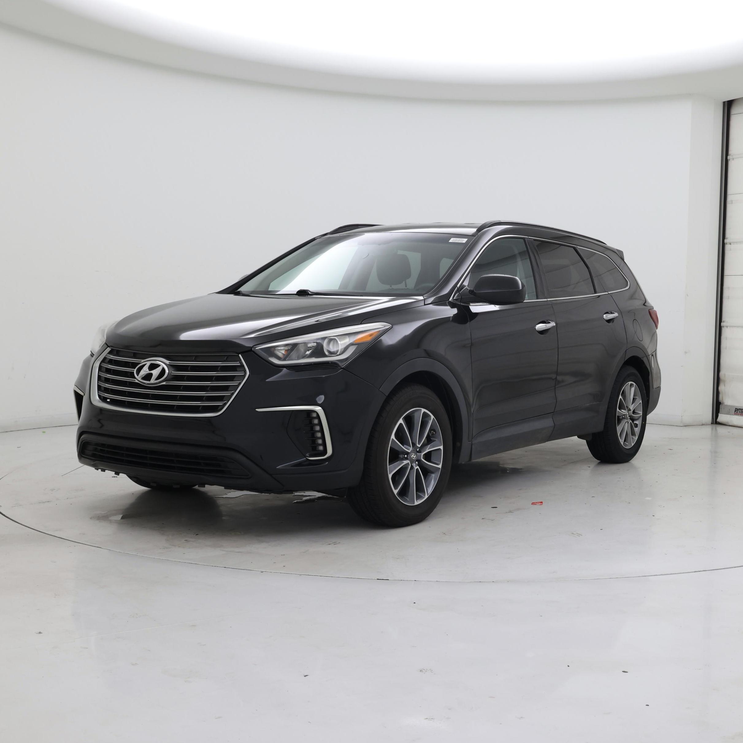 Thumbnail: 2017 Hyundai Santa Fe - 4