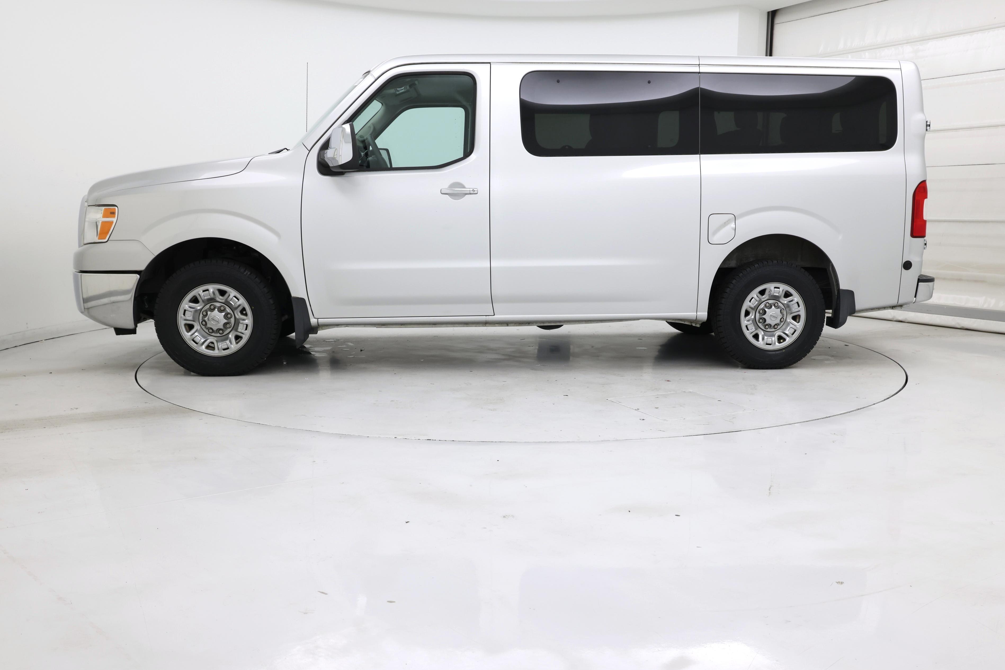 Thumbnail: 2019 Nissan NV - 3