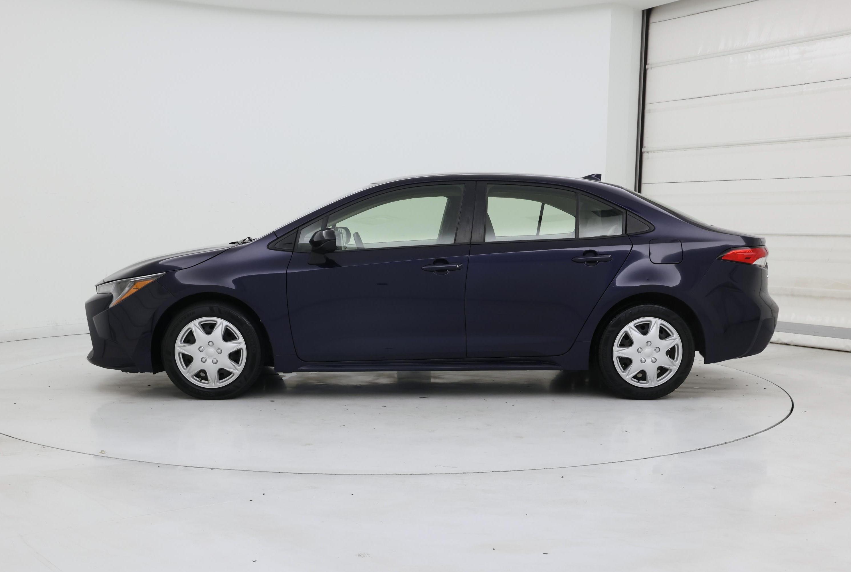Thumbnail: 2021 Toyota Corolla - 3