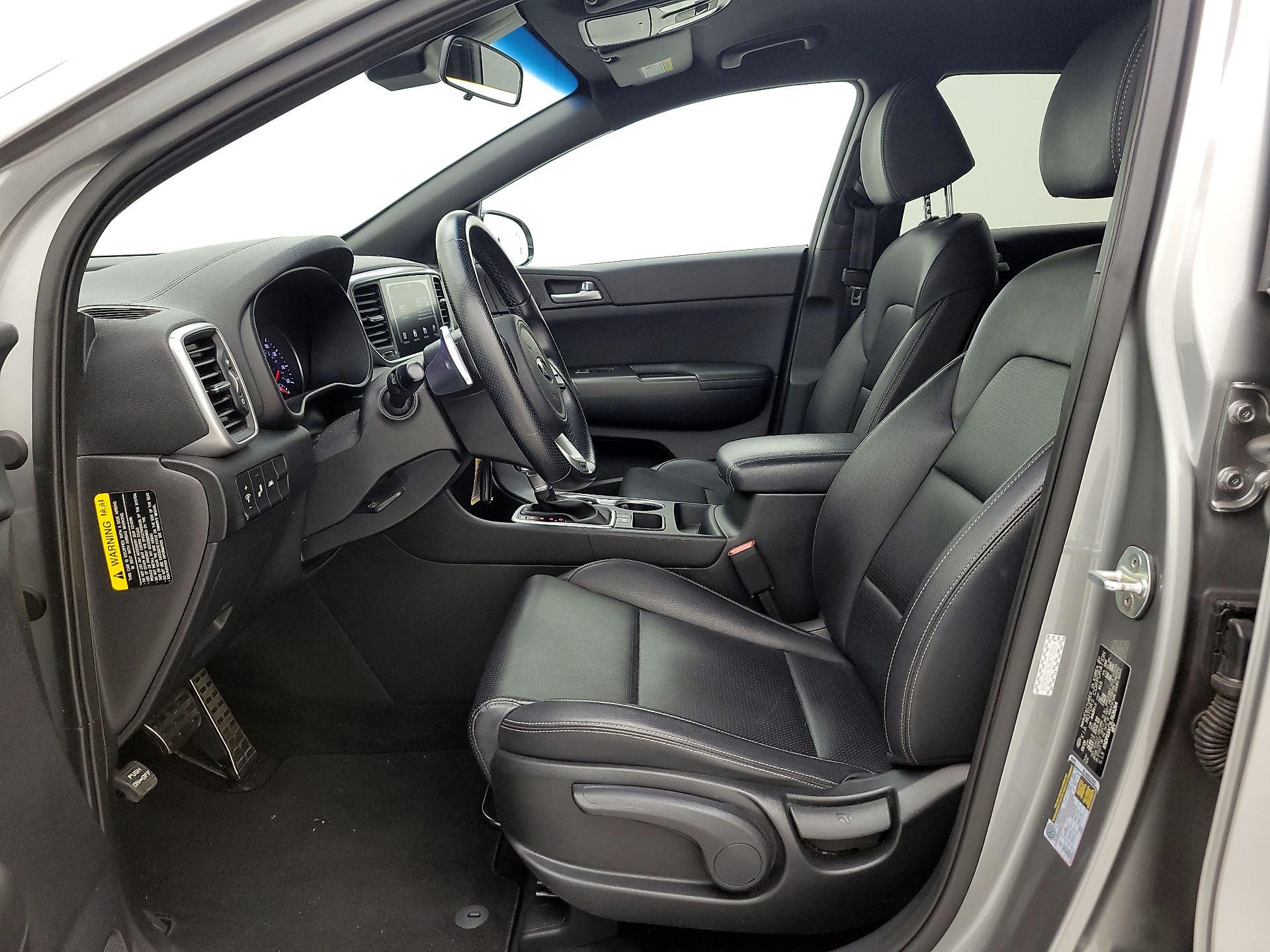 Thumbnail: 2020 Kia Sportage - 11