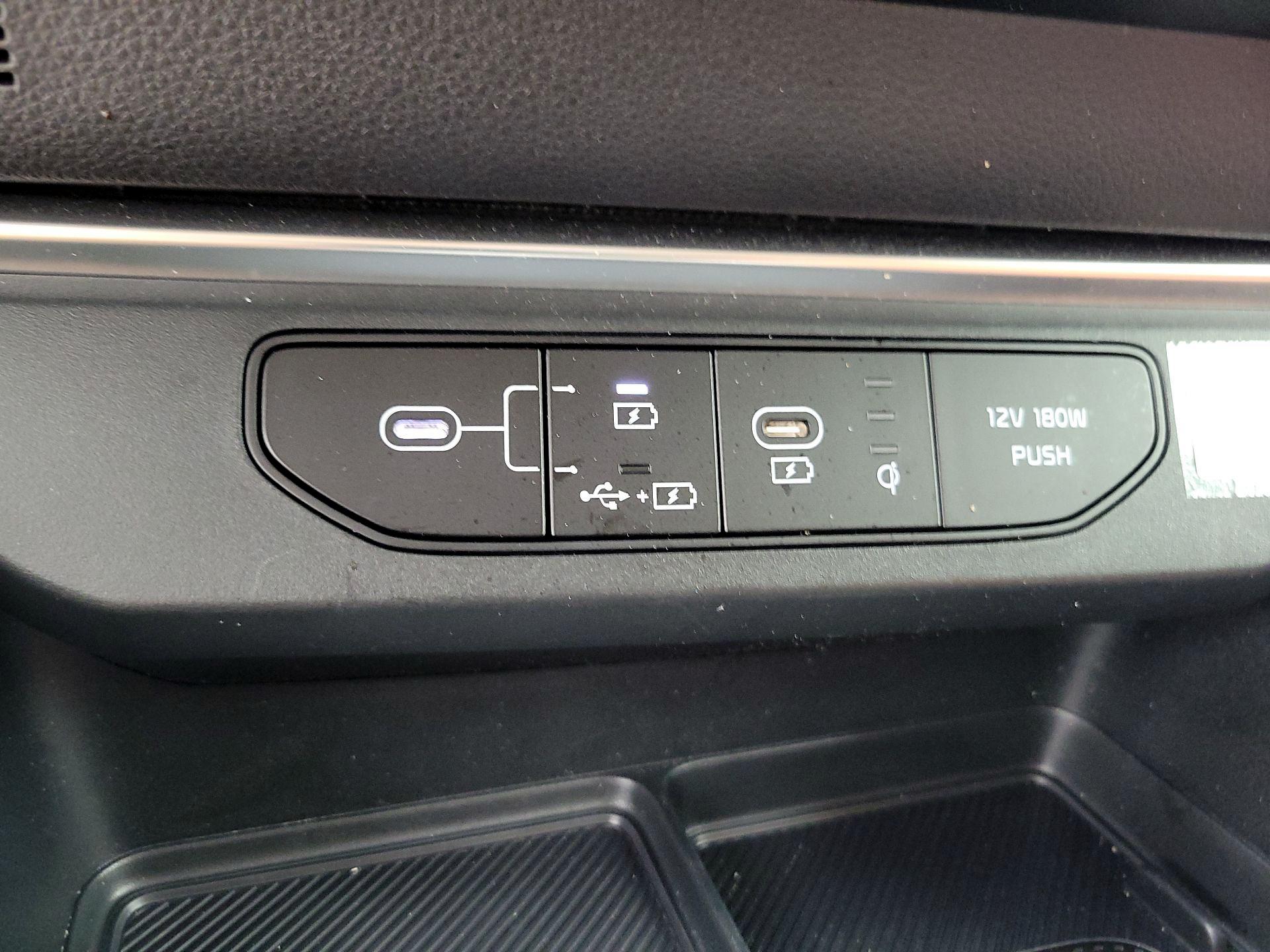 Thumbnail: 2026 Kia Carnival - 19