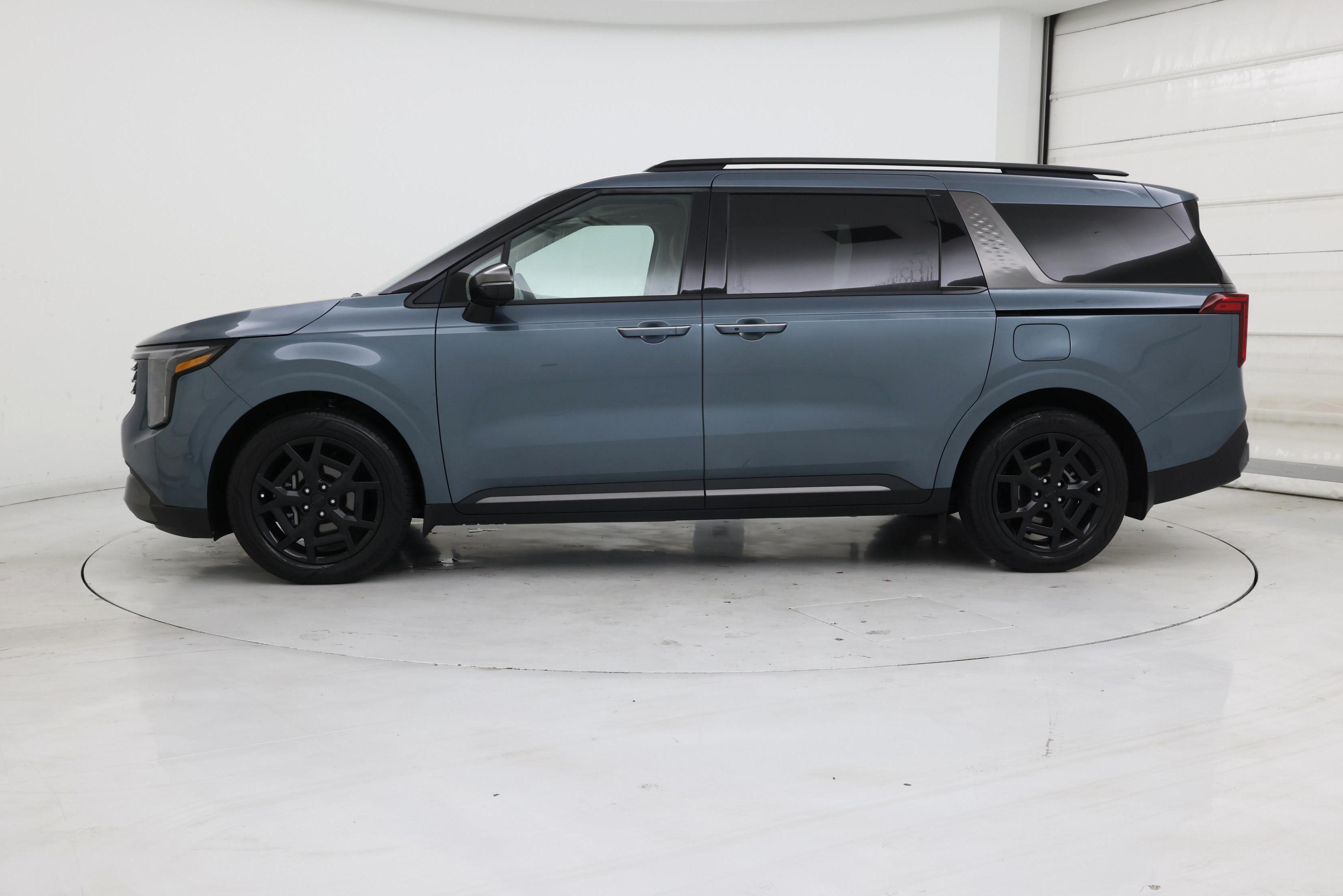 Thumbnail: 2026 Kia Carnival - 3