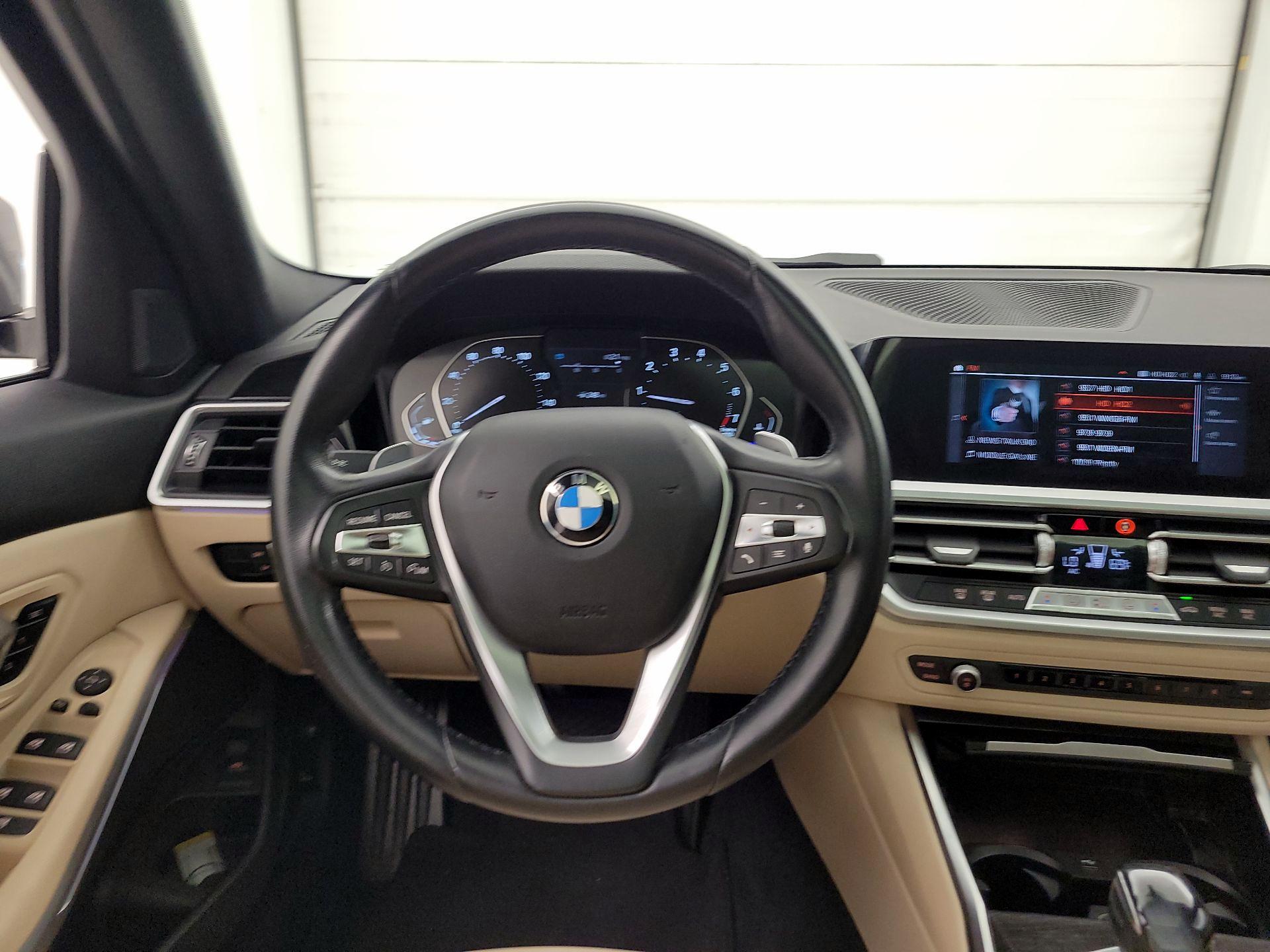 Thumbnail: 2021 BMW 3 Series - 10