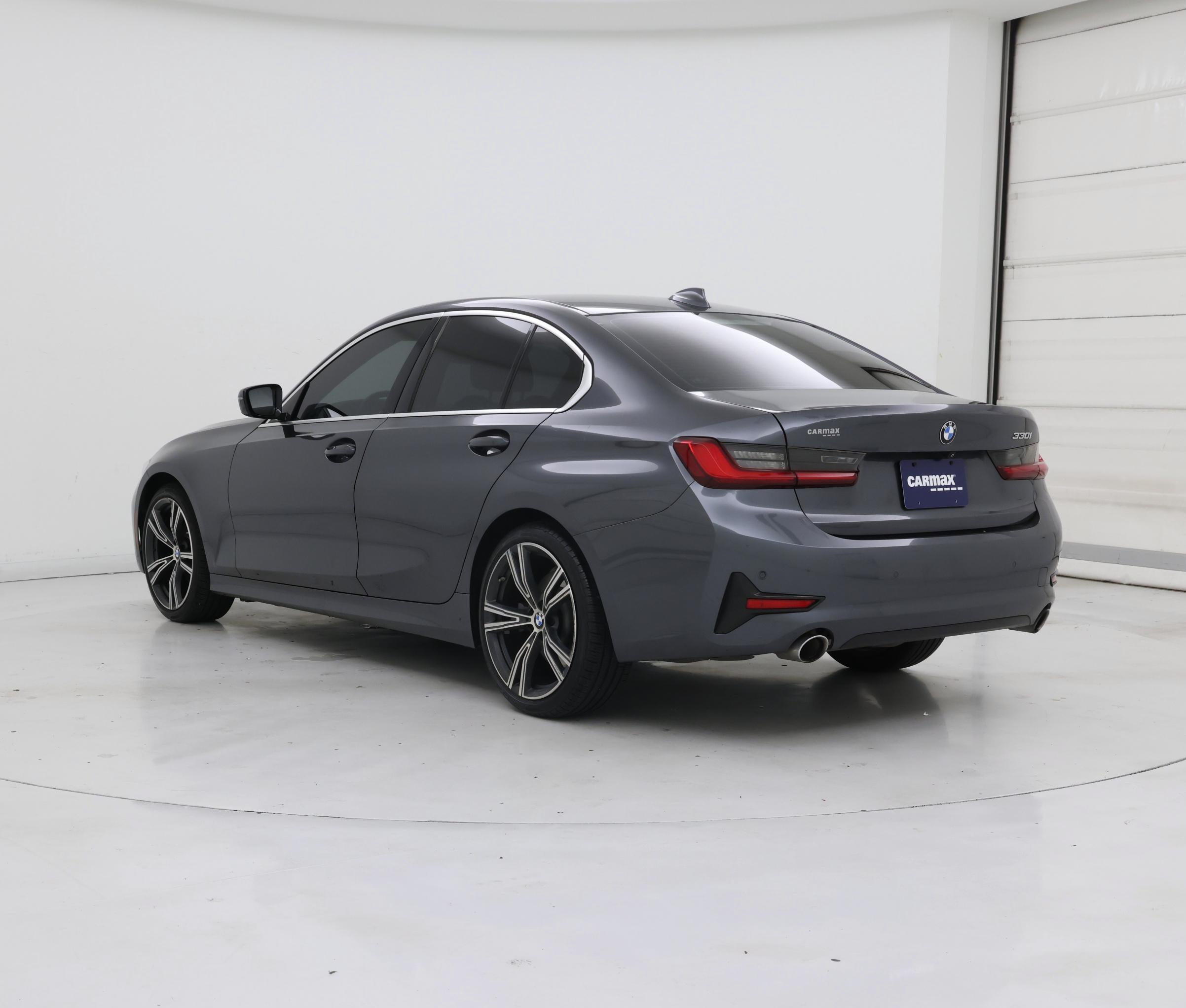 Thumbnail: 2021 BMW 3 Series - 2