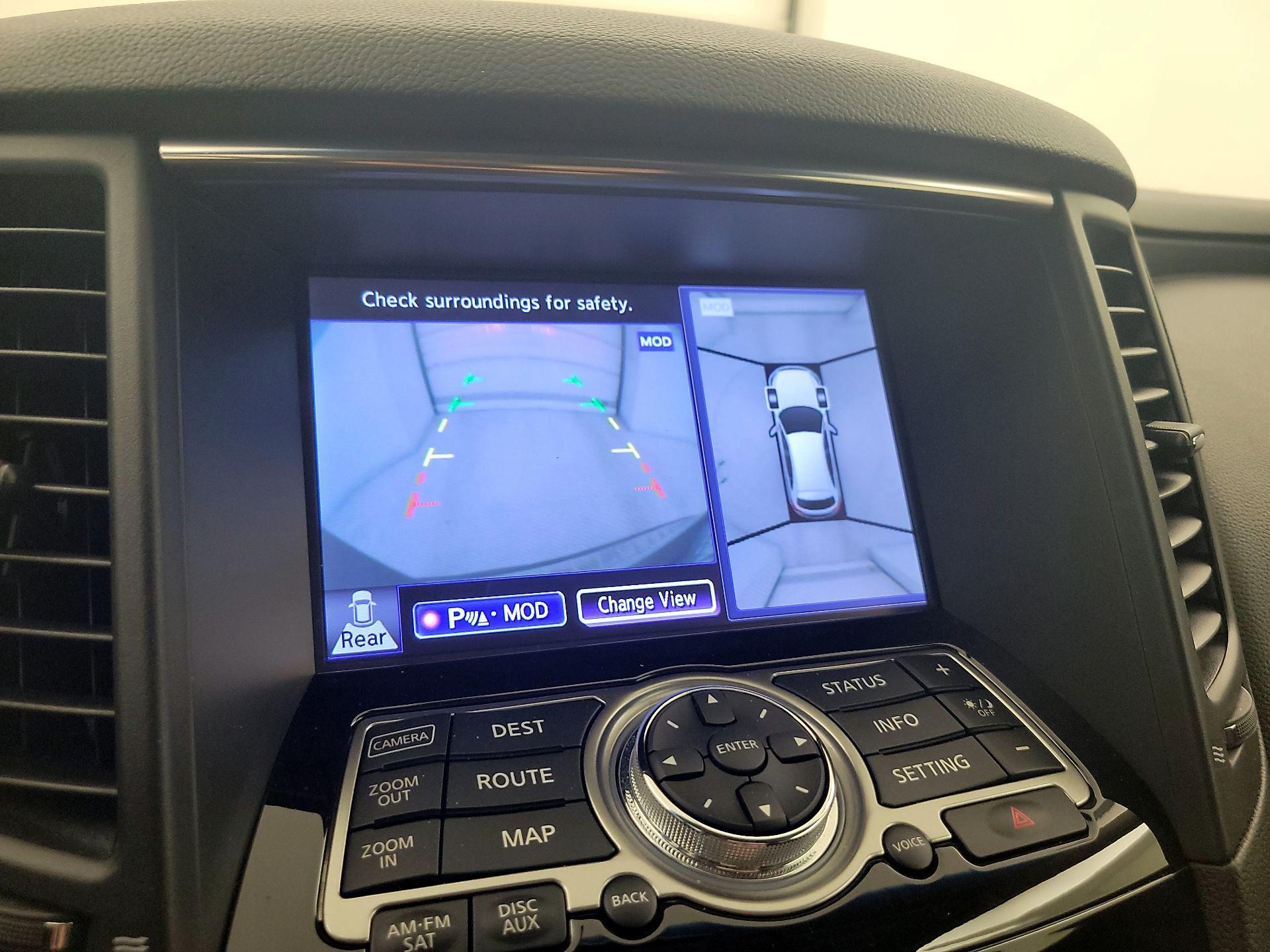 Thumbnail: 2015 INFINITI QX70 - 15
