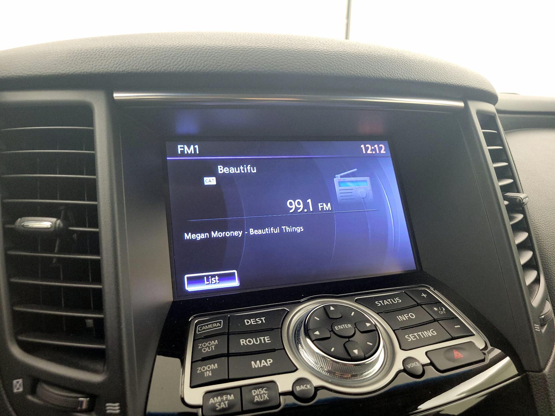 Thumbnail: 2015 INFINITI QX70 - 16