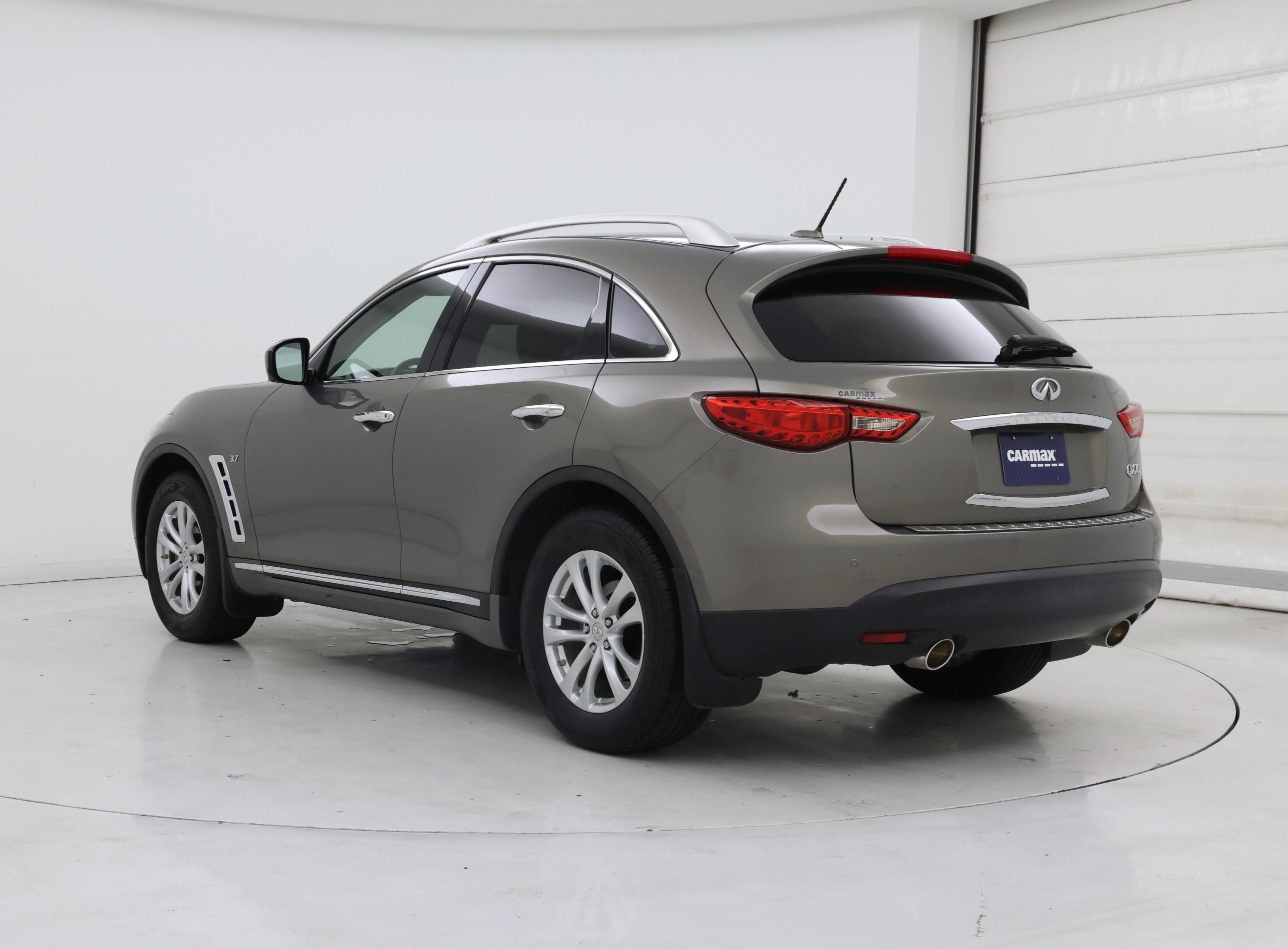 Thumbnail: 2015 INFINITI QX70 - 2