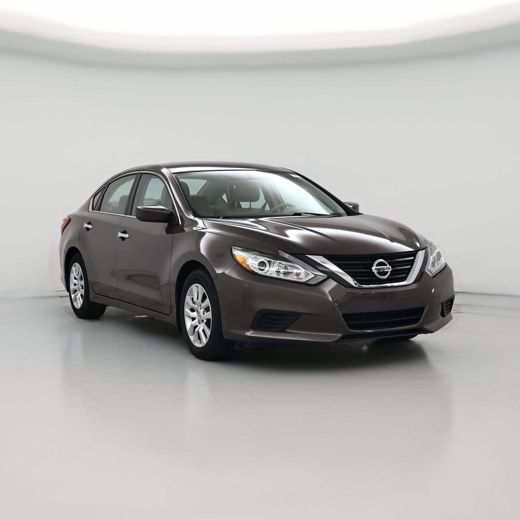 Thumbnail: 2017 Nissan Altima - 1