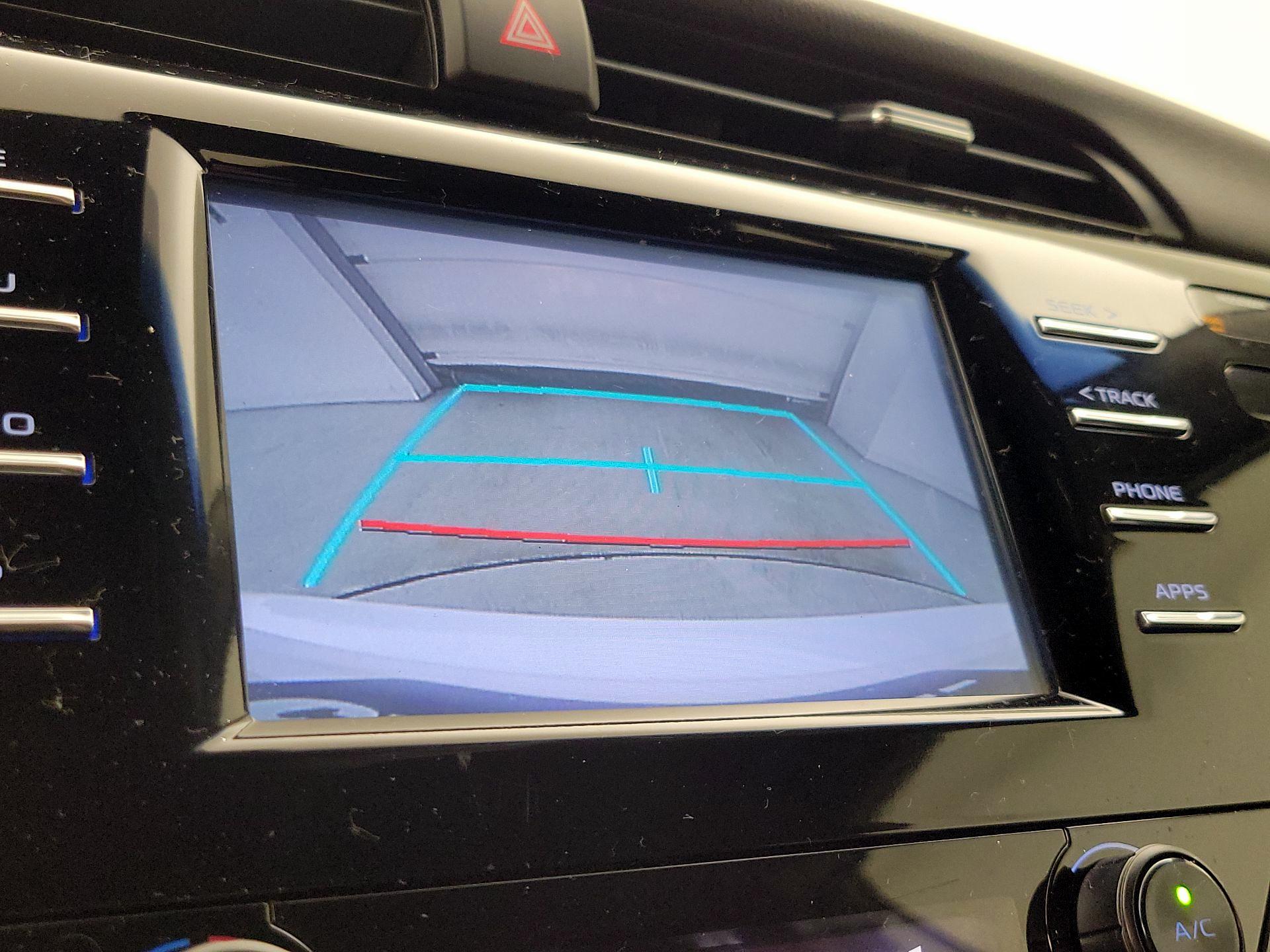 Thumbnail: 2019 Toyota Camry - 14