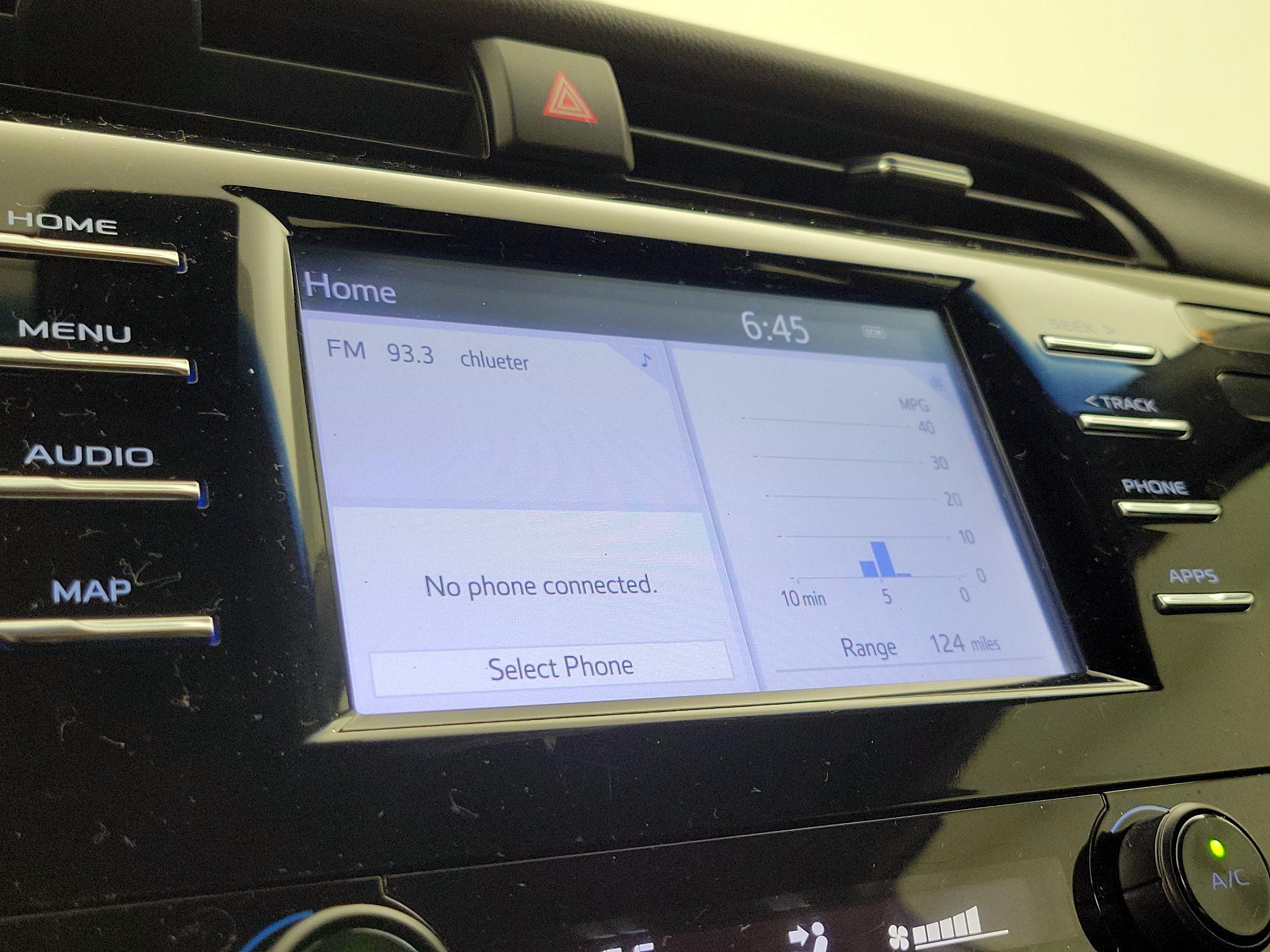 Thumbnail: 2019 Toyota Camry - 15