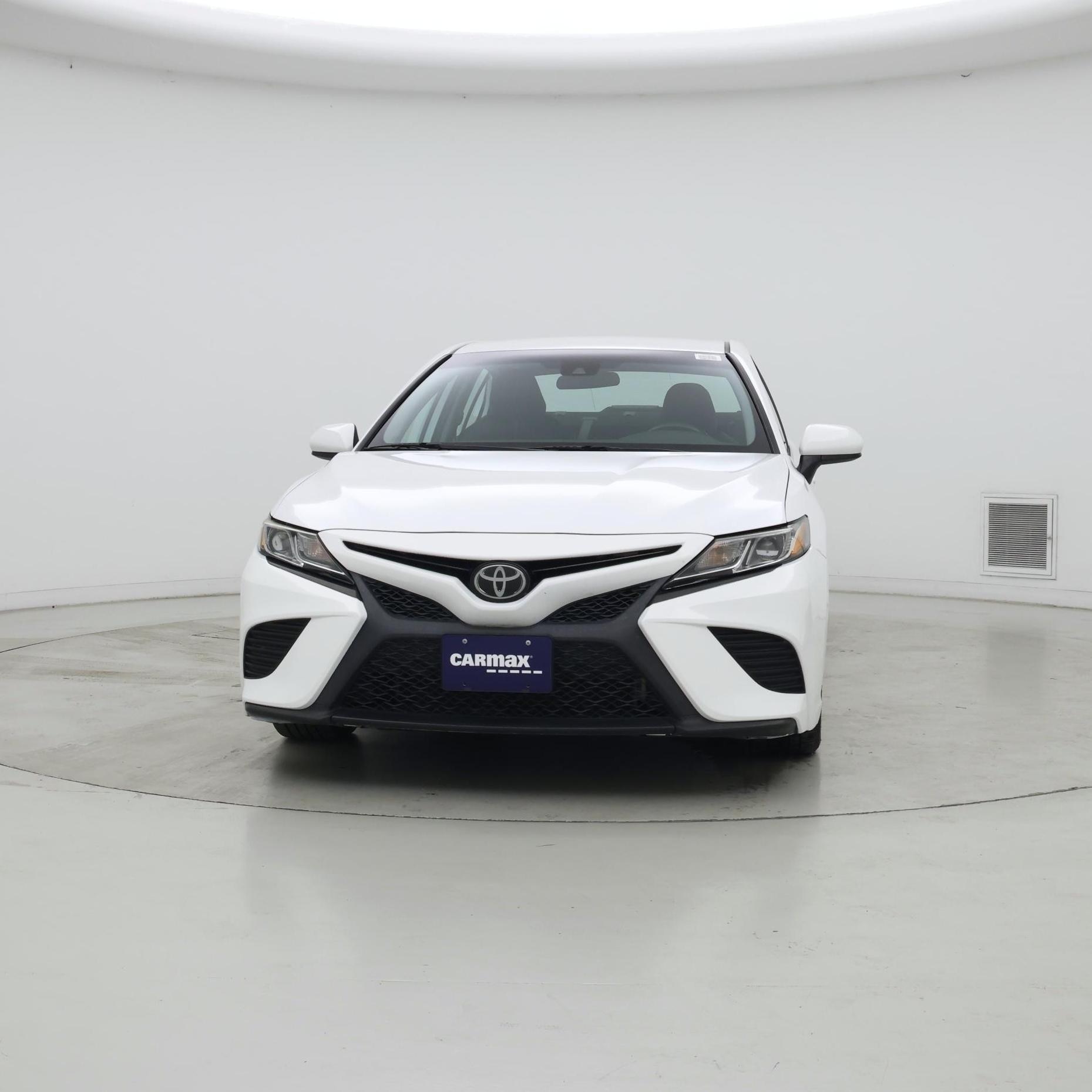 Thumbnail: 2019 Toyota Camry - 5