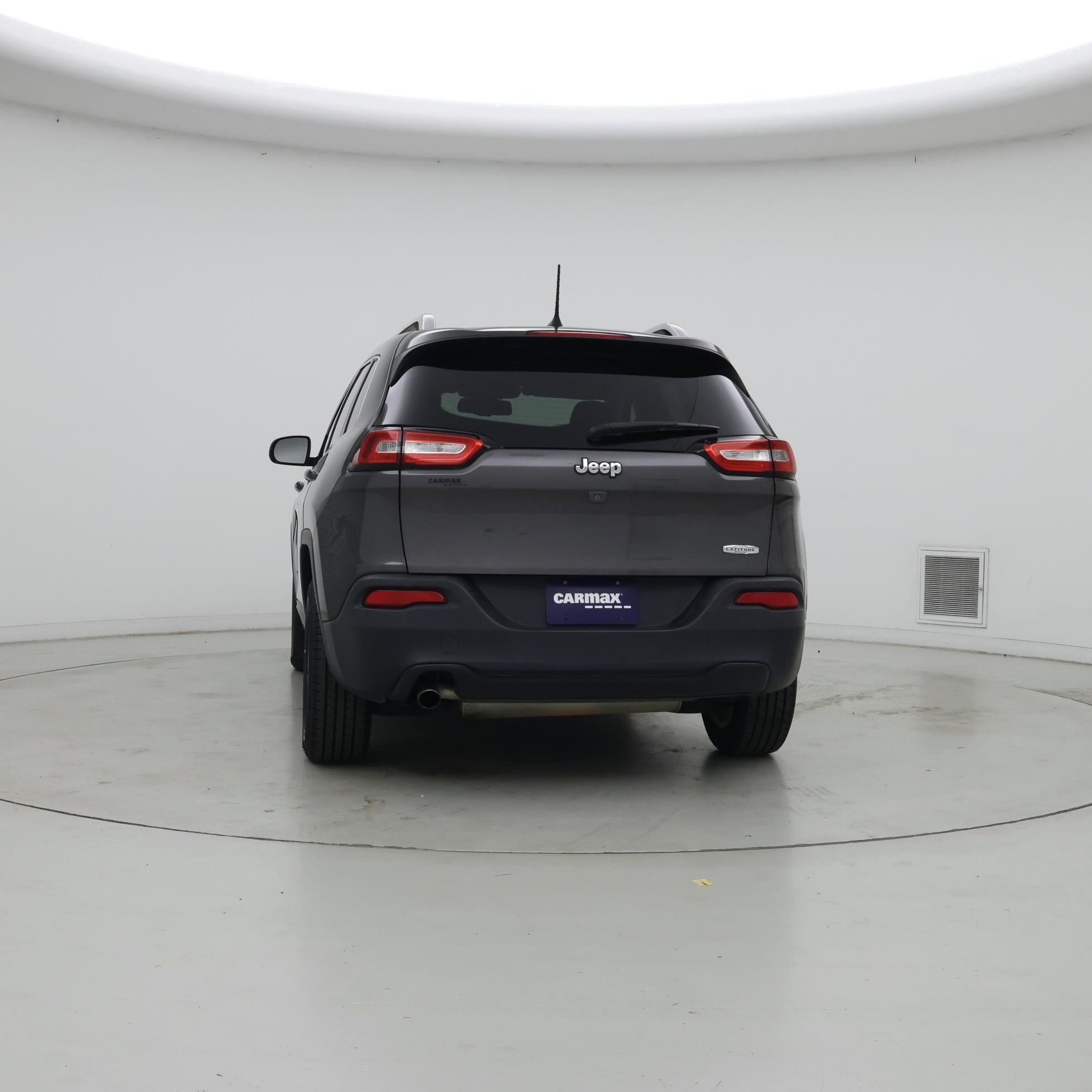 Thumbnail: 2018 Jeep Cherokee - 6
