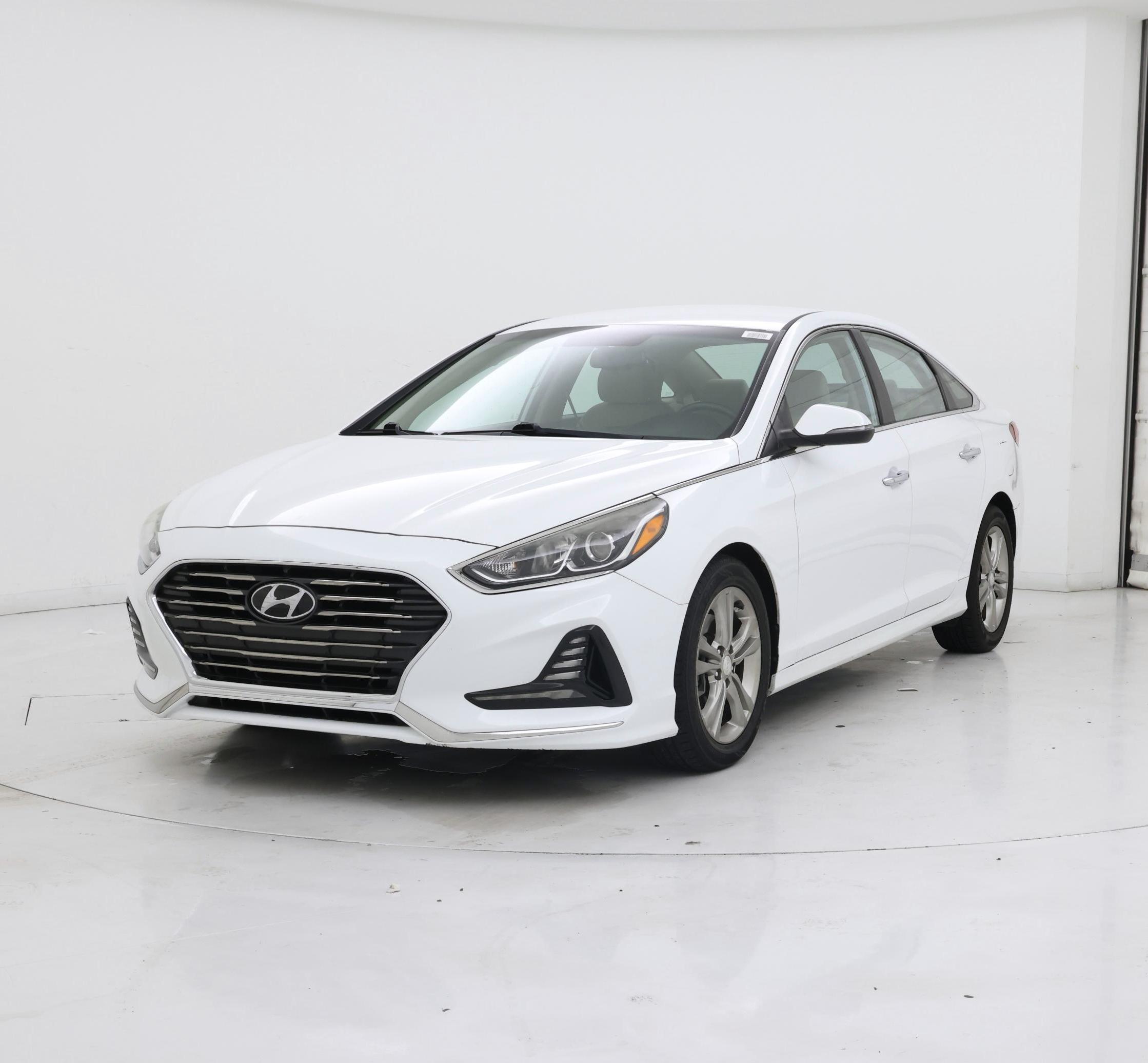 Thumbnail: 2018 Hyundai Sonata - 4