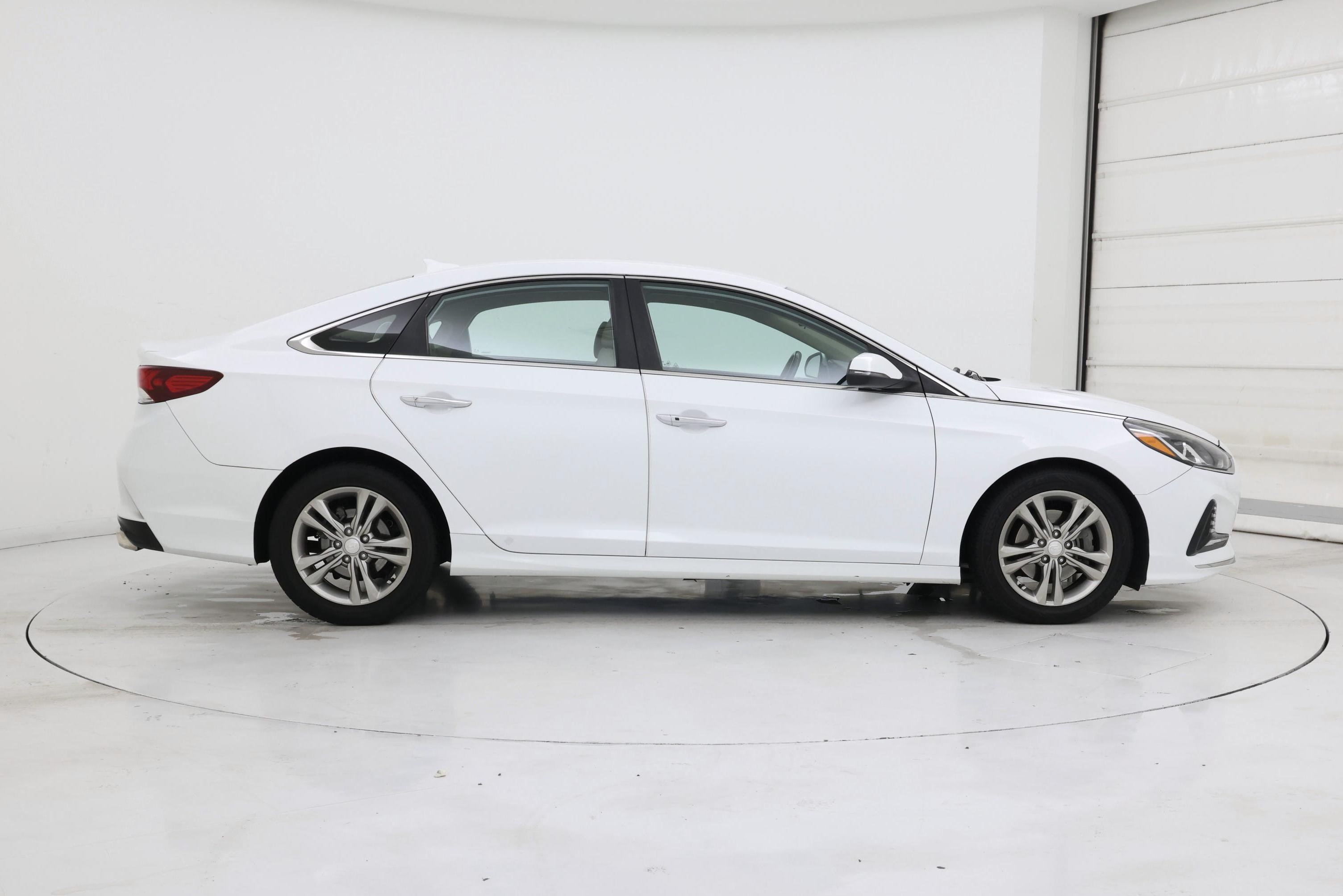 Thumbnail: 2018 Hyundai Sonata - 7