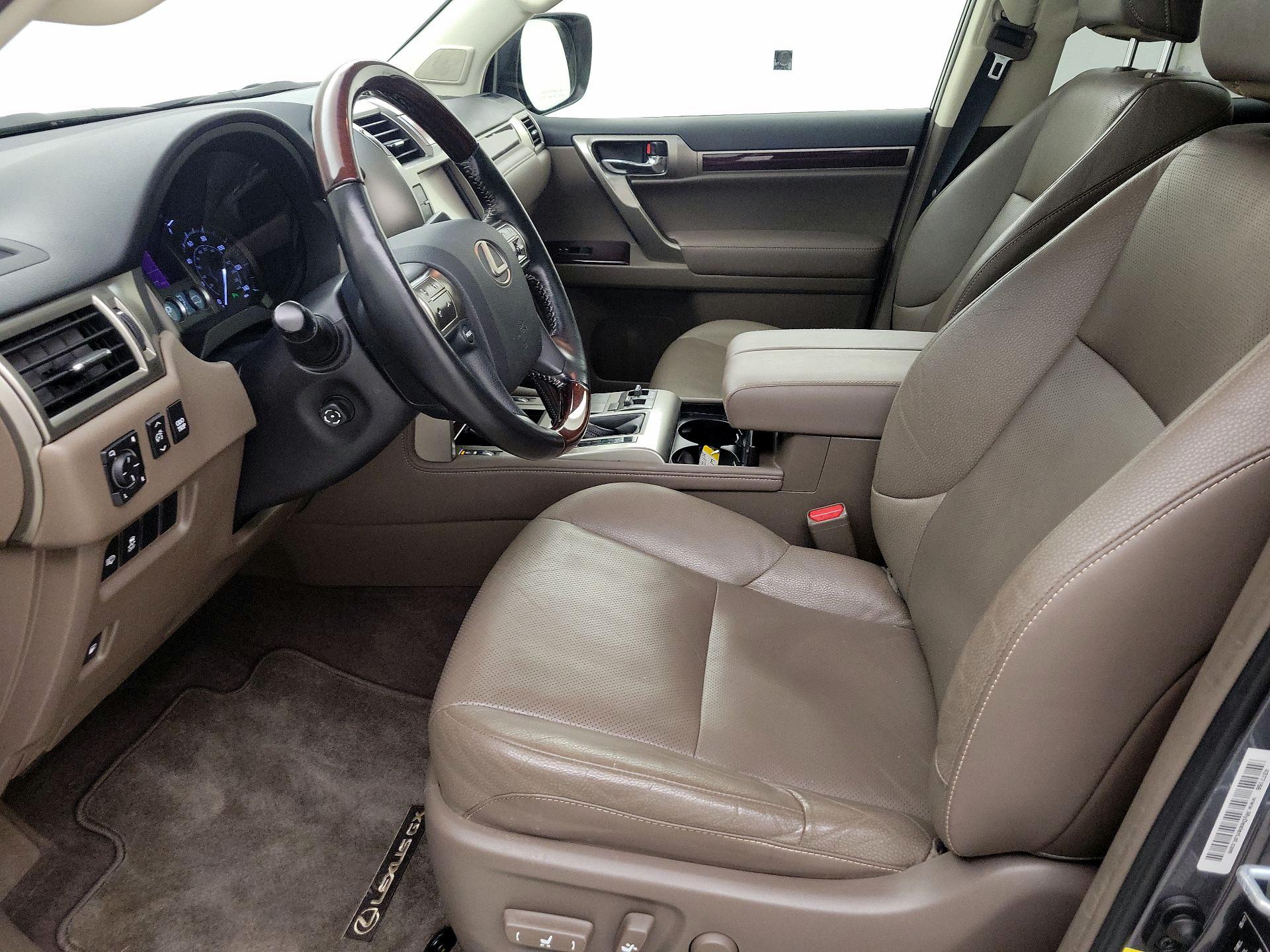 Thumbnail: 2017 Lexus GX - 11