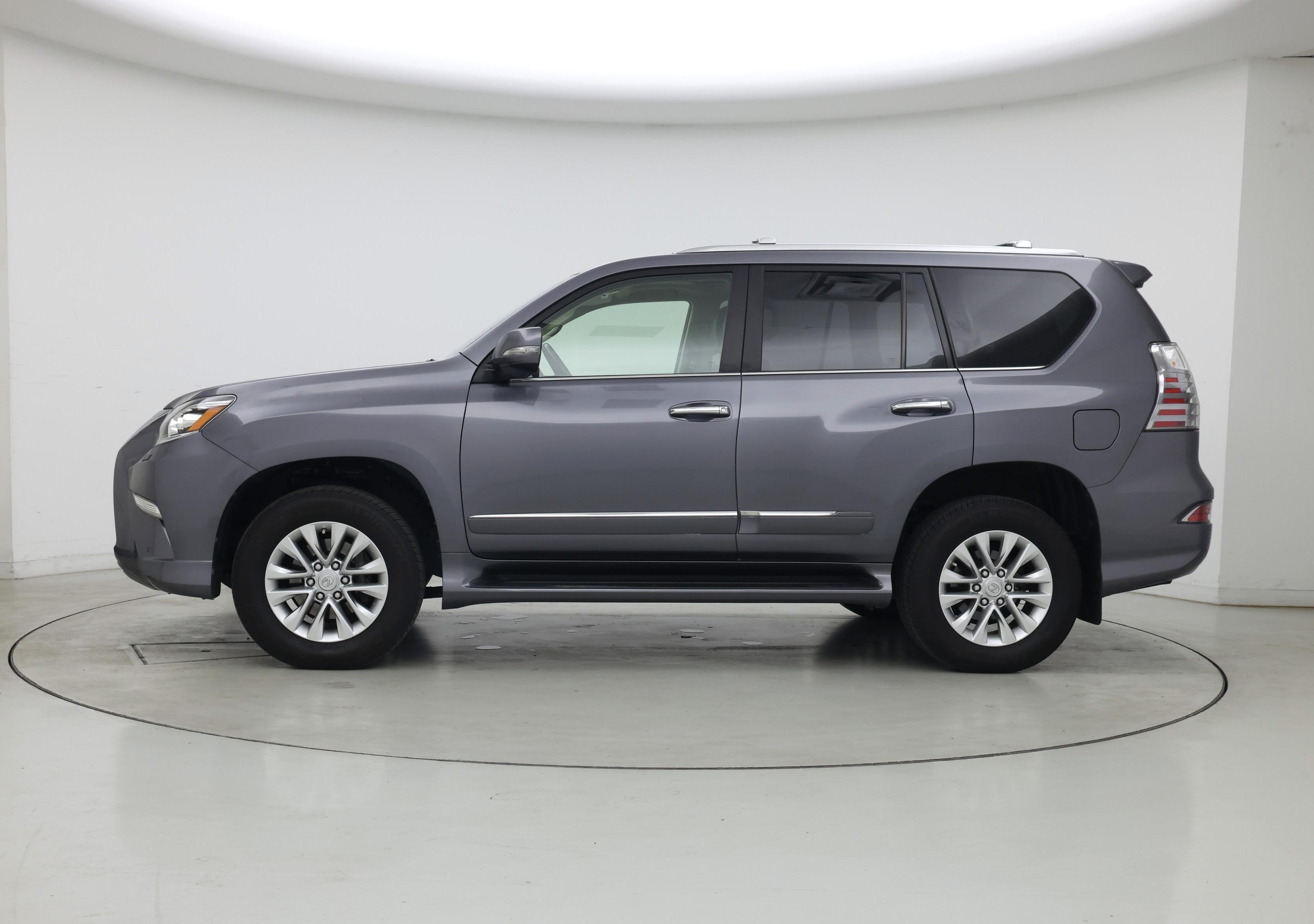 Thumbnail: 2017 Lexus GX - 3