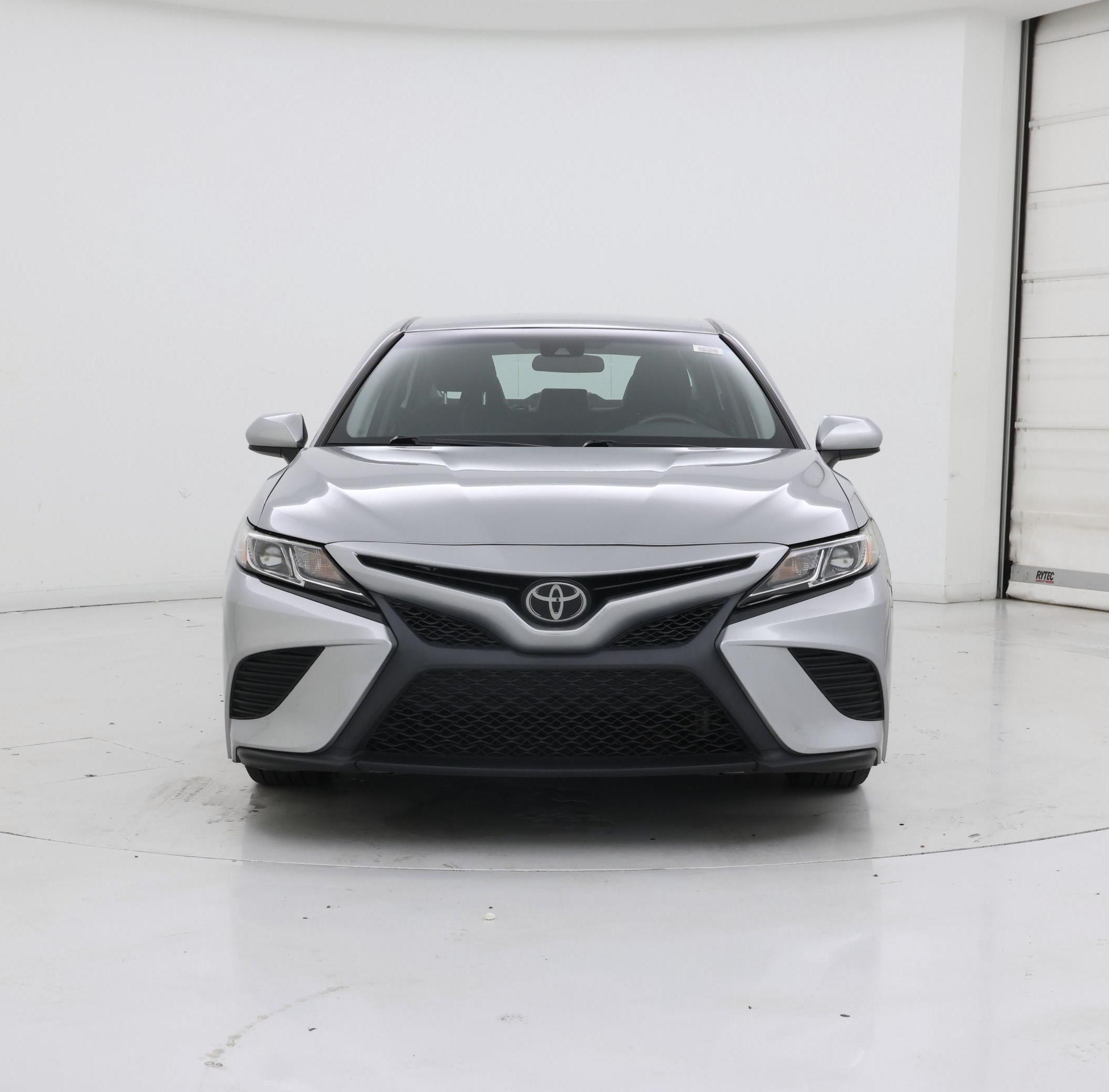 Thumbnail: 2019 Toyota Camry - 5