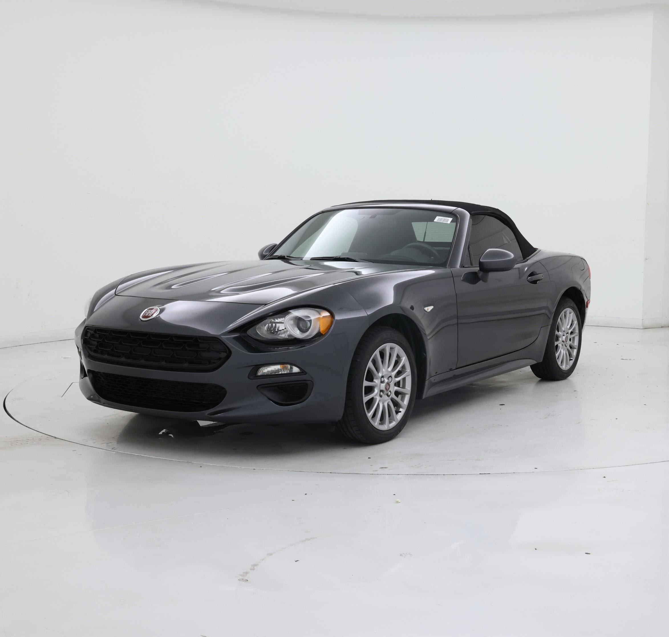 Thumbnail: 2019 Fiat 124 Spider - 4