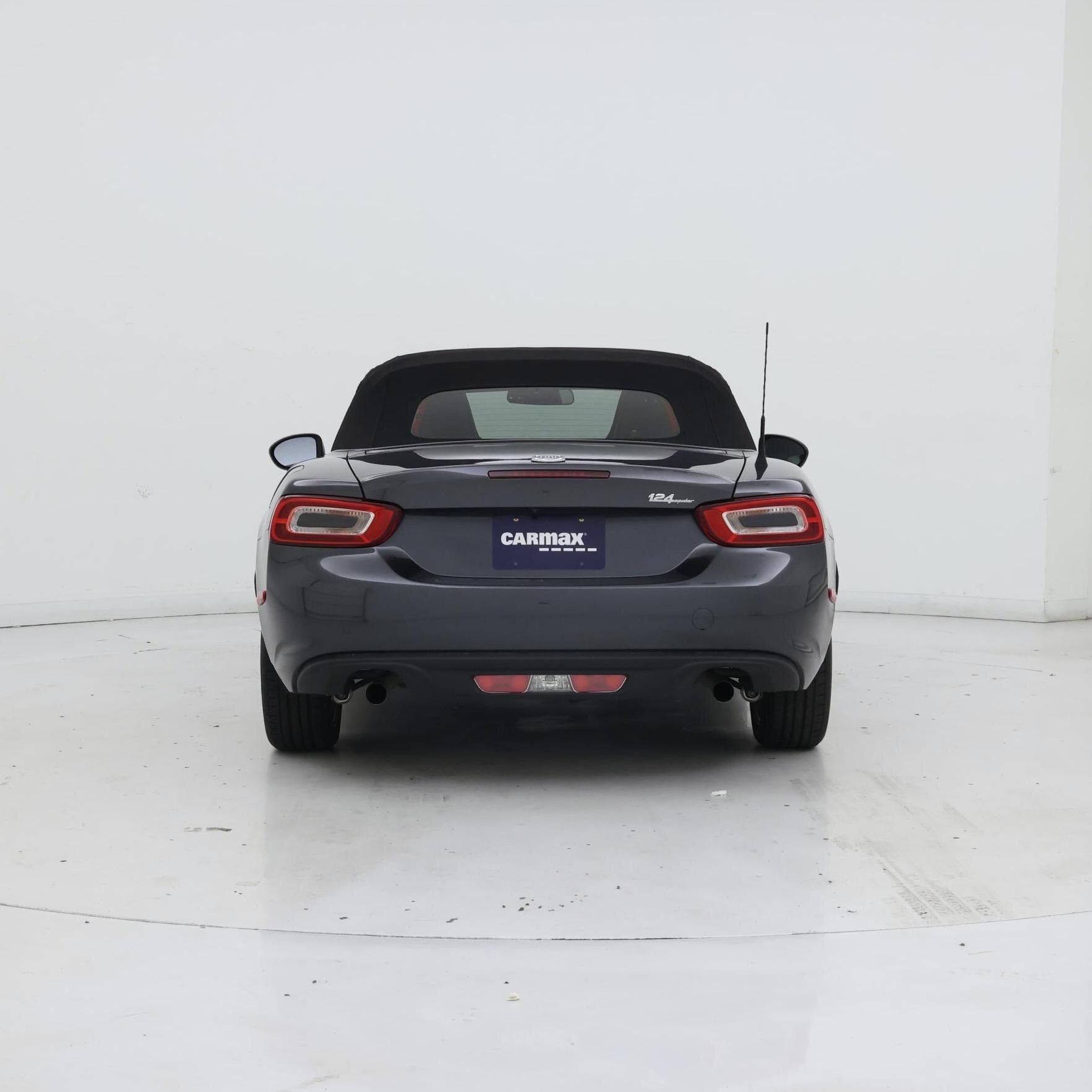 Thumbnail: 2019 Fiat 124 Spider - 6