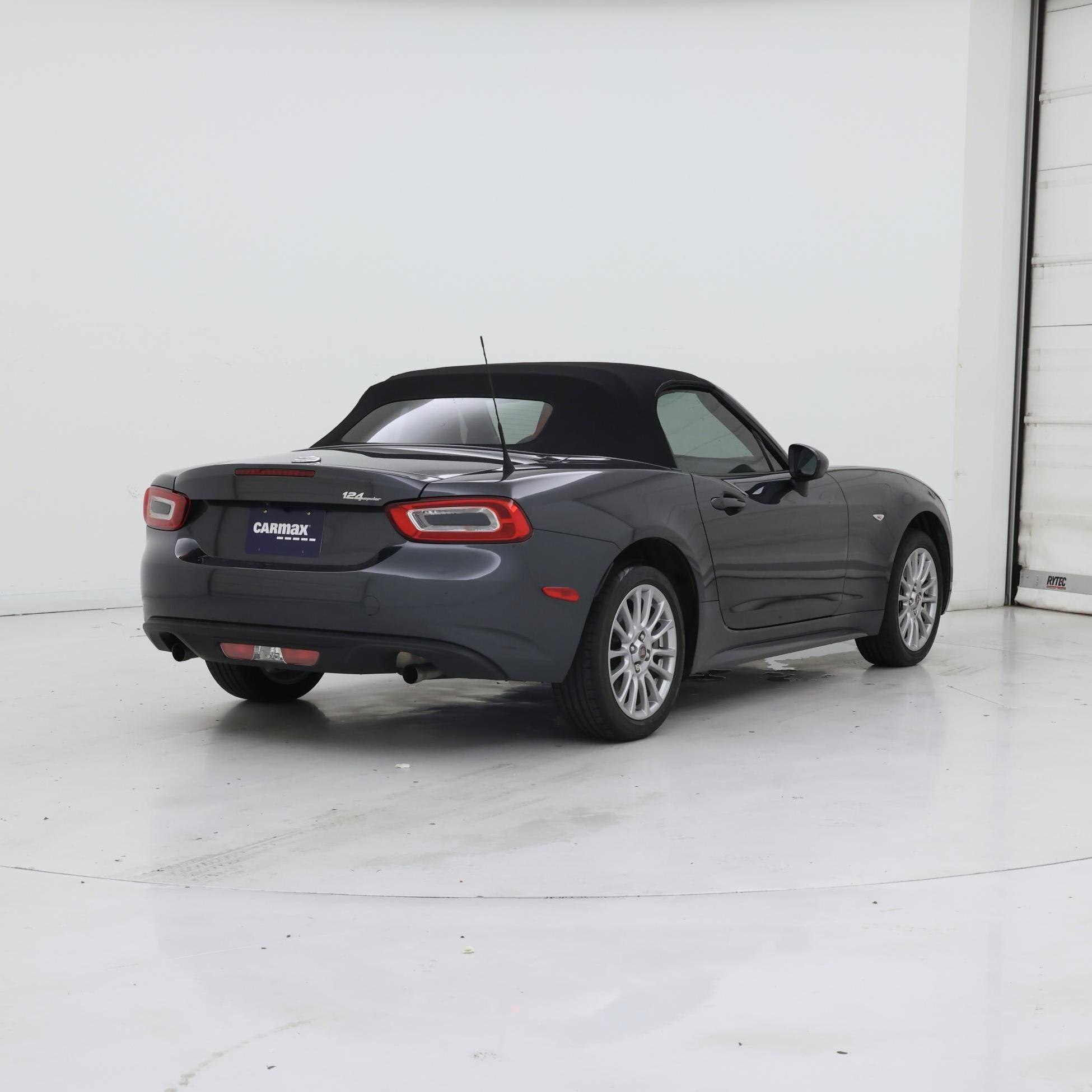 Thumbnail: 2019 Fiat 124 Spider - 8