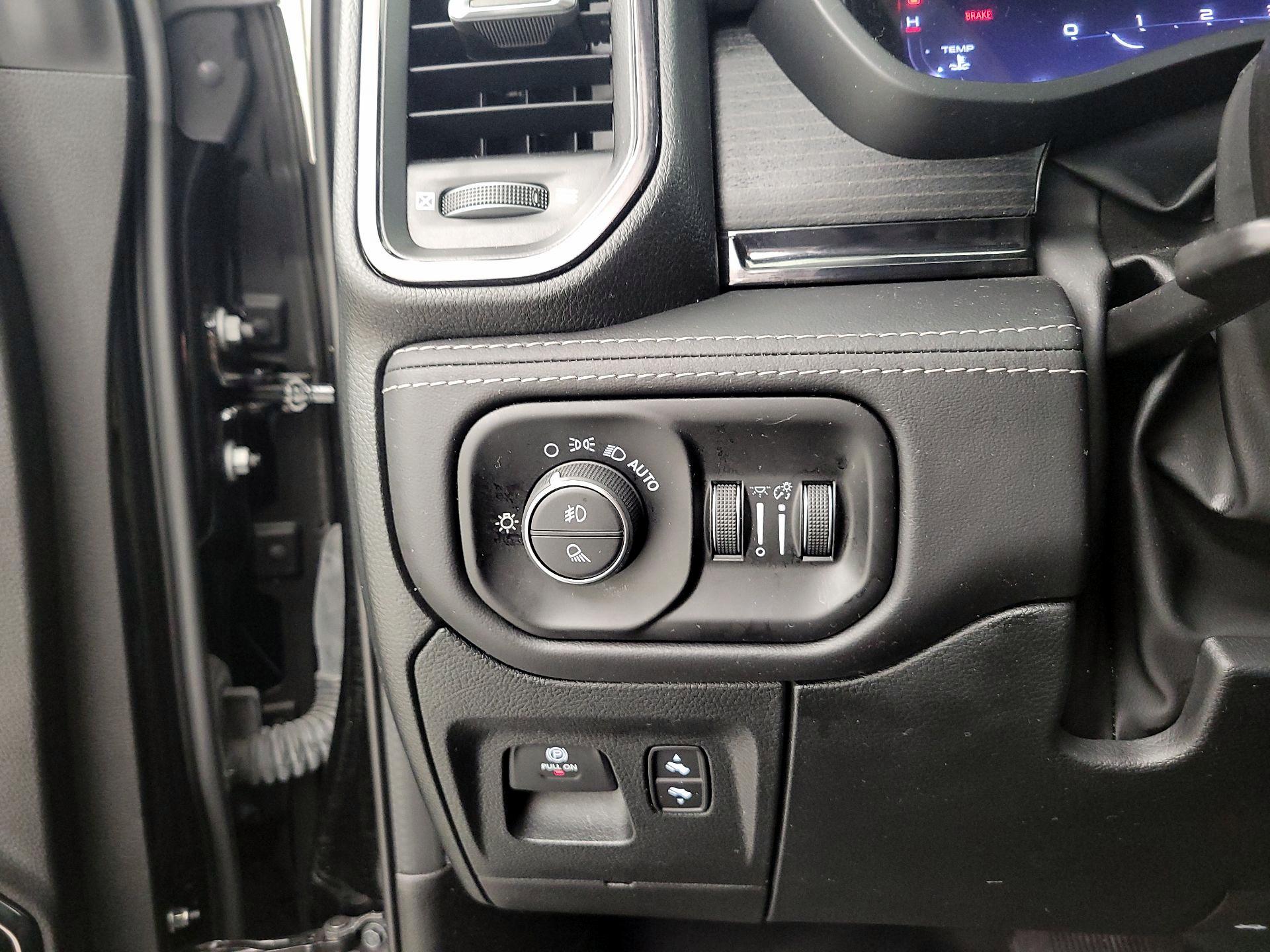 Thumbnail: 2024 RAM 1500 - 13