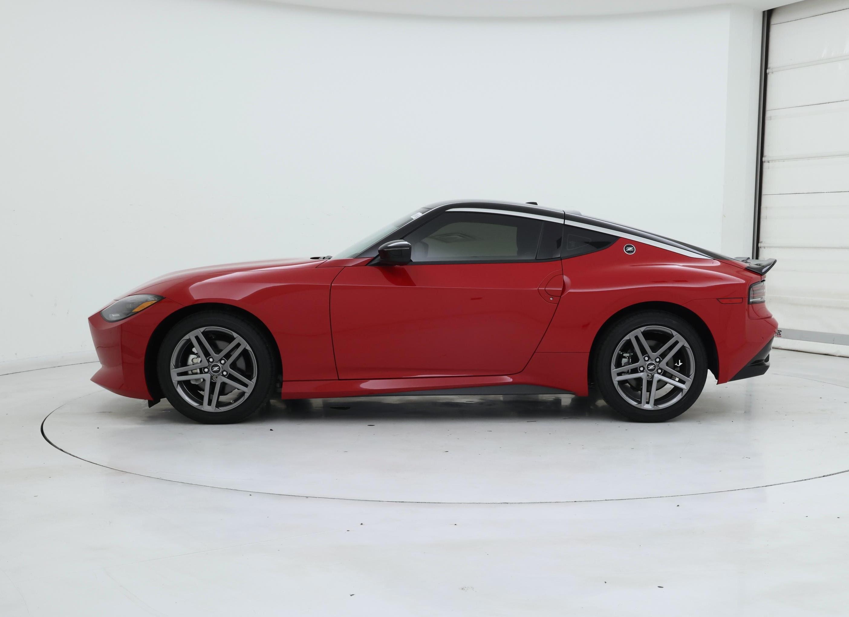 Thumbnail: 2025 Nissan Z - 3