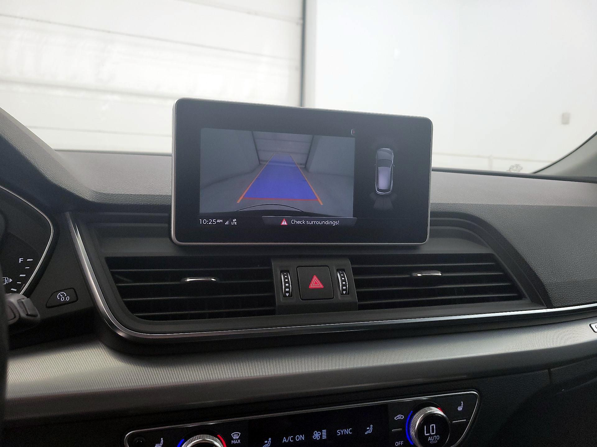 Thumbnail: 2019 Audi Q5 - 13