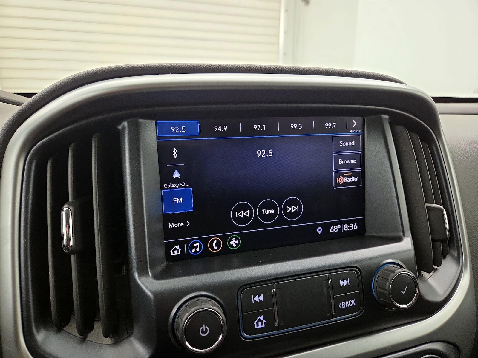2019 Chevrolet Colorado LT - Photo 16