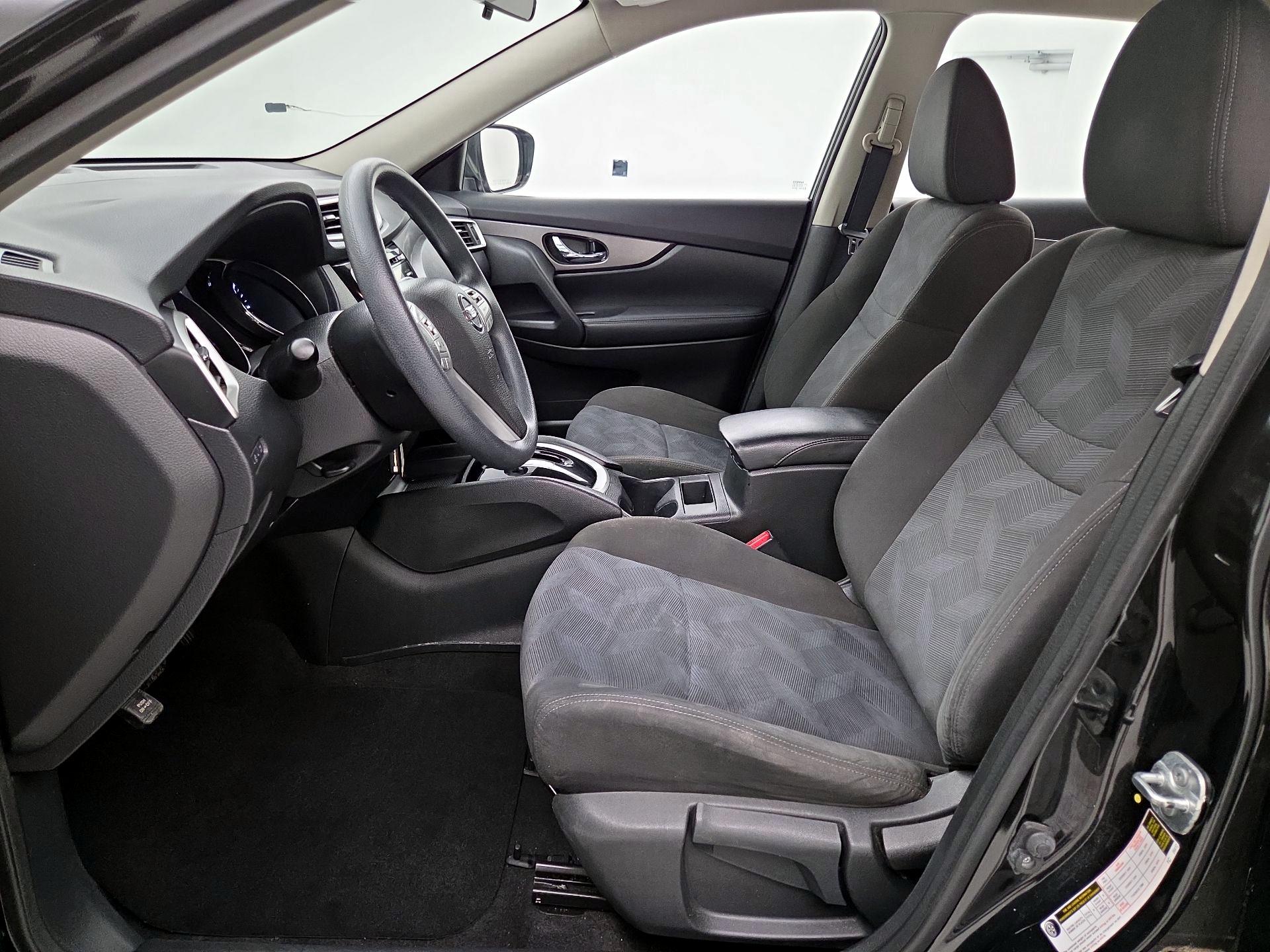 Thumbnail: 2016 Nissan Rogue - 11
