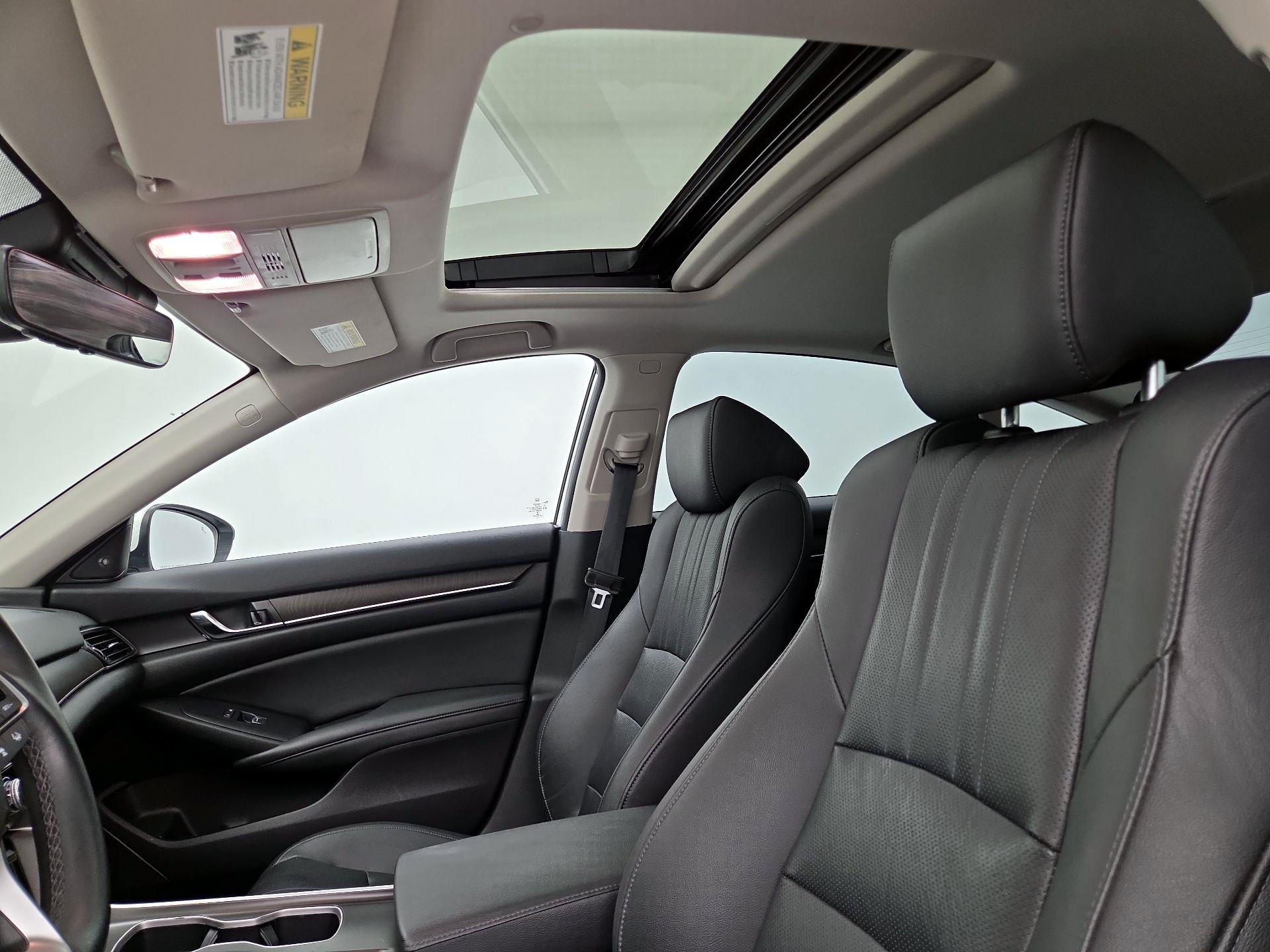Thumbnail: 2019 Honda Accord - 19