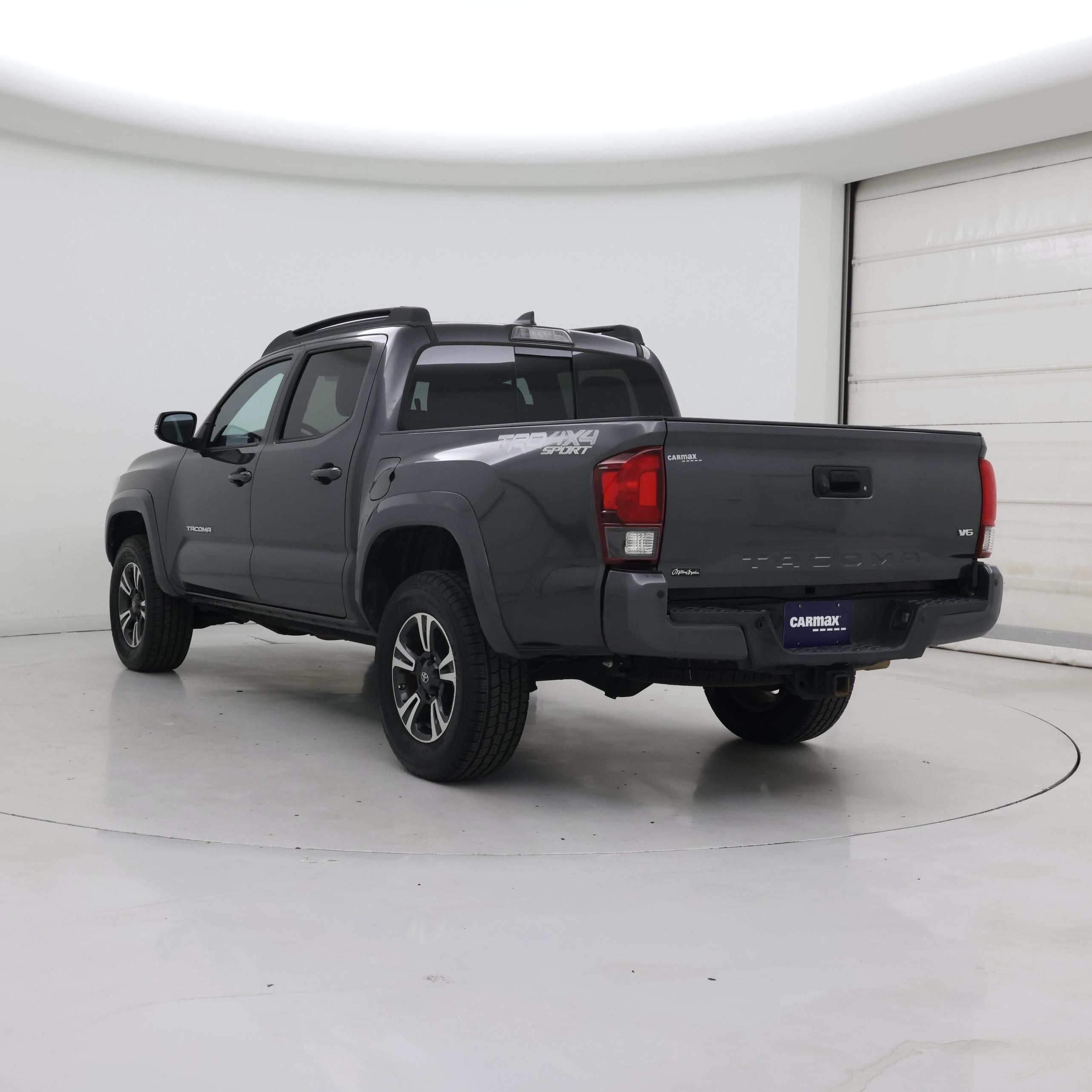 Thumbnail: 2018 Toyota Tacoma - 2