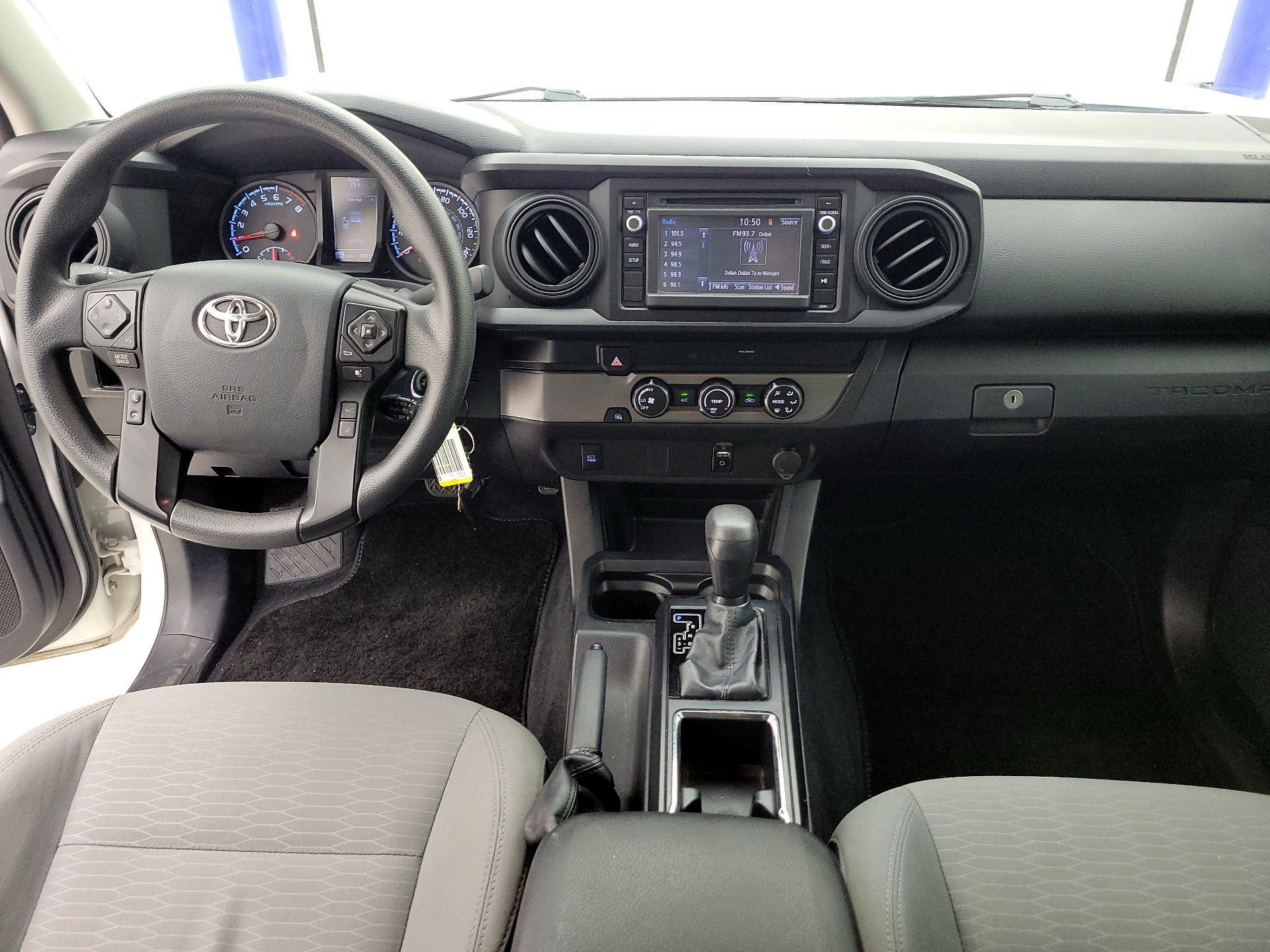 Thumbnail: 2019 Toyota Tacoma - 9