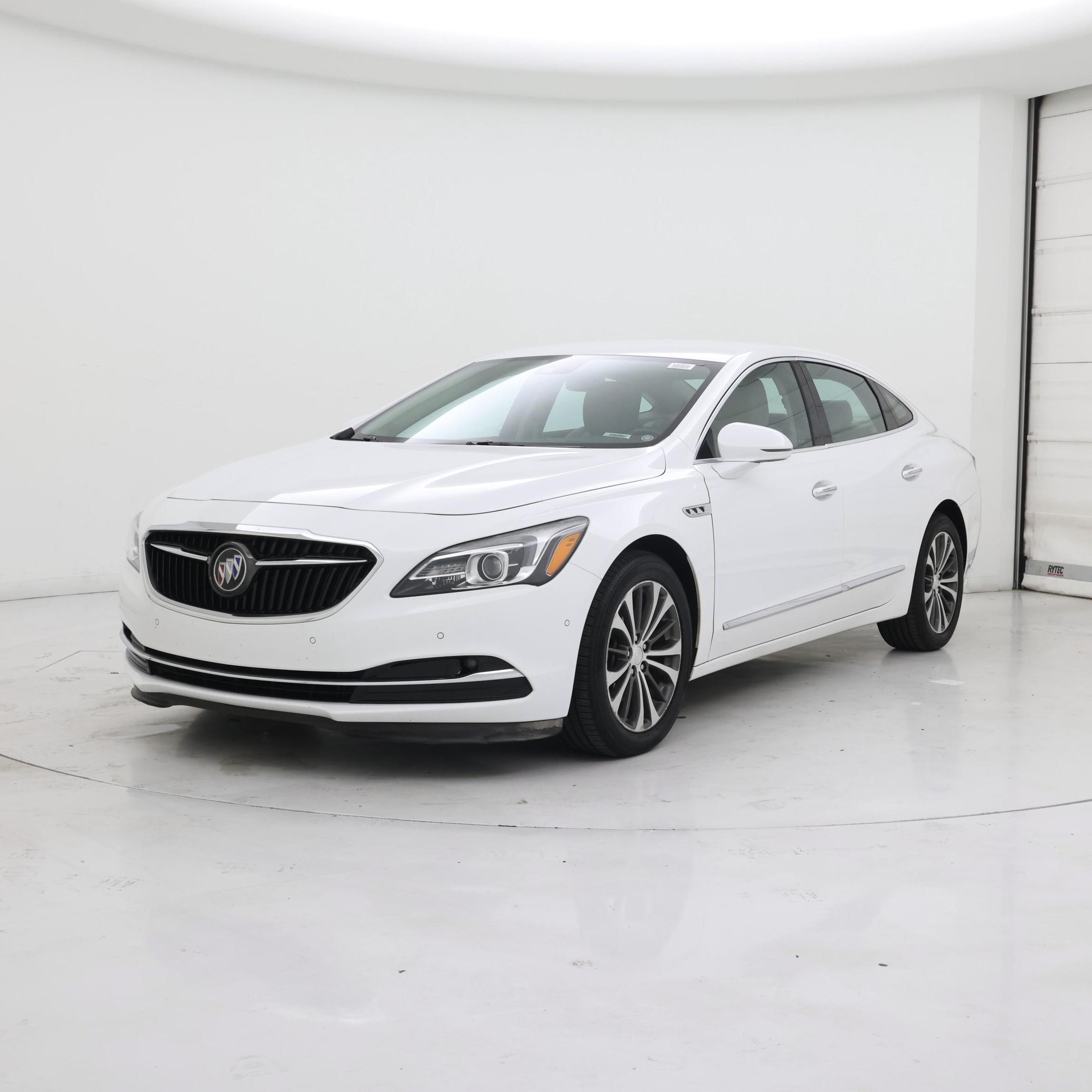 Thumbnail: 2017 Buick LaCrosse - 4