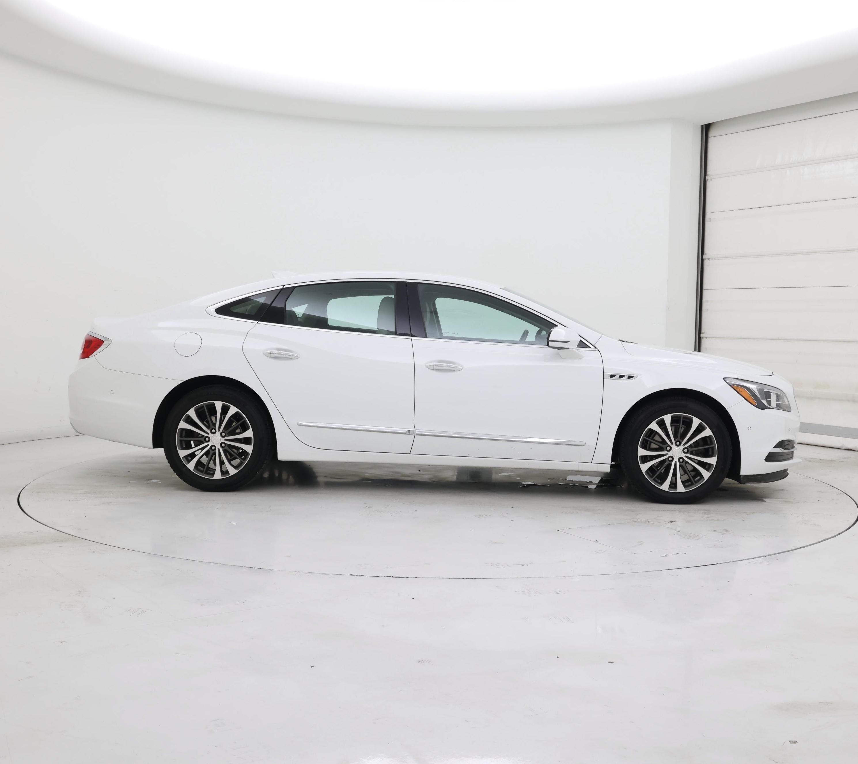 Thumbnail: 2017 Buick LaCrosse - 7