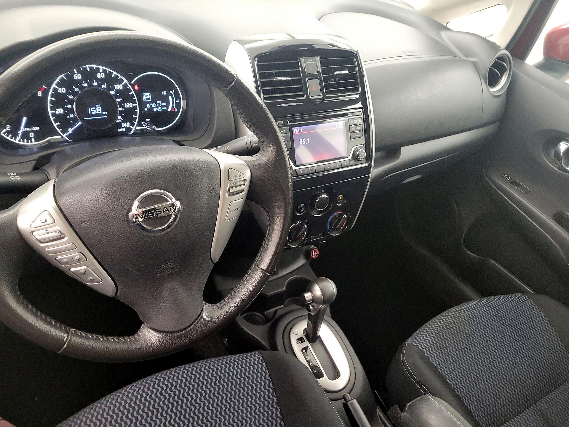 Thumbnail: 2017 Nissan Versa Note - 9
