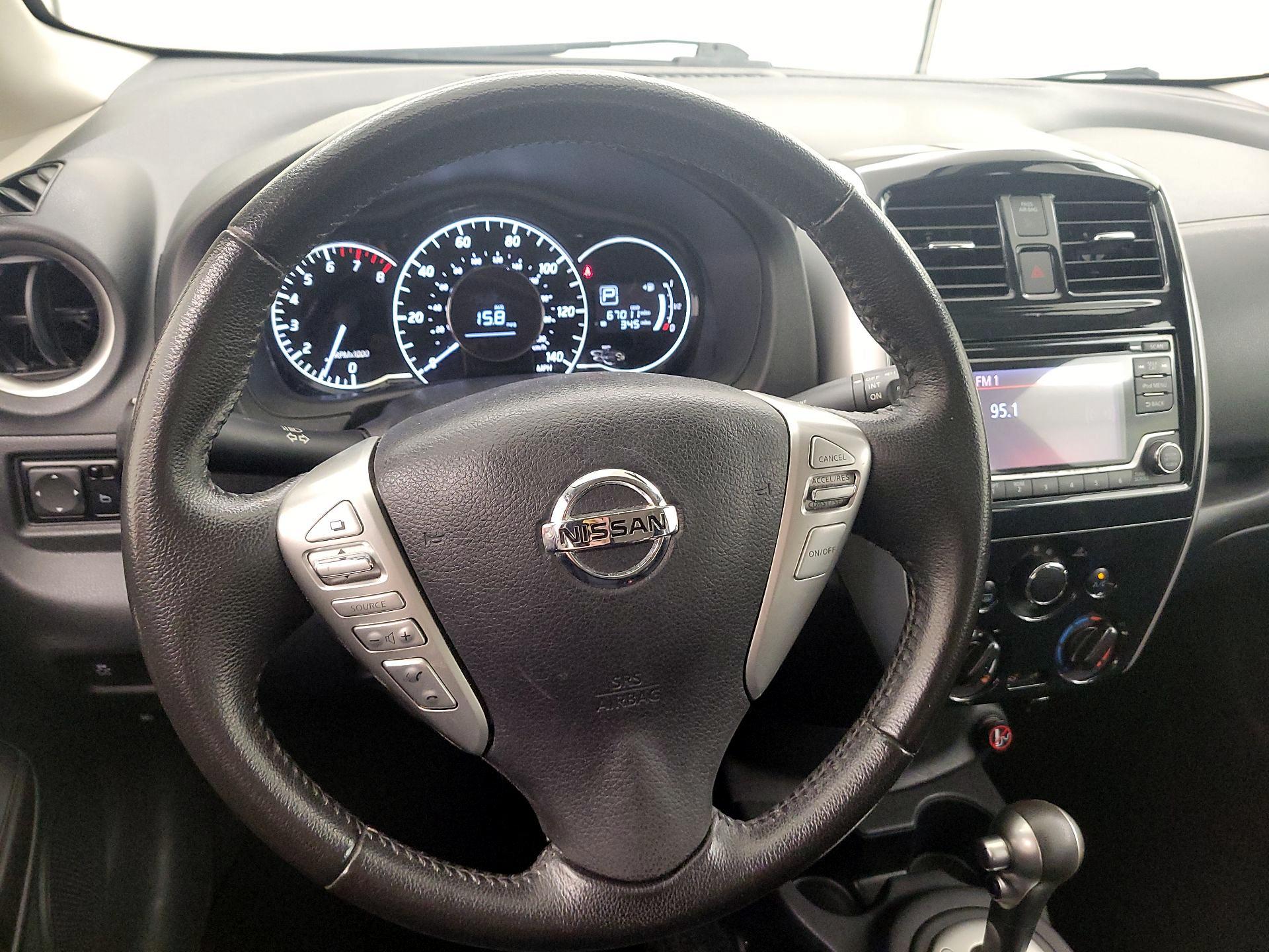 Thumbnail: 2017 Nissan Versa Note - 10