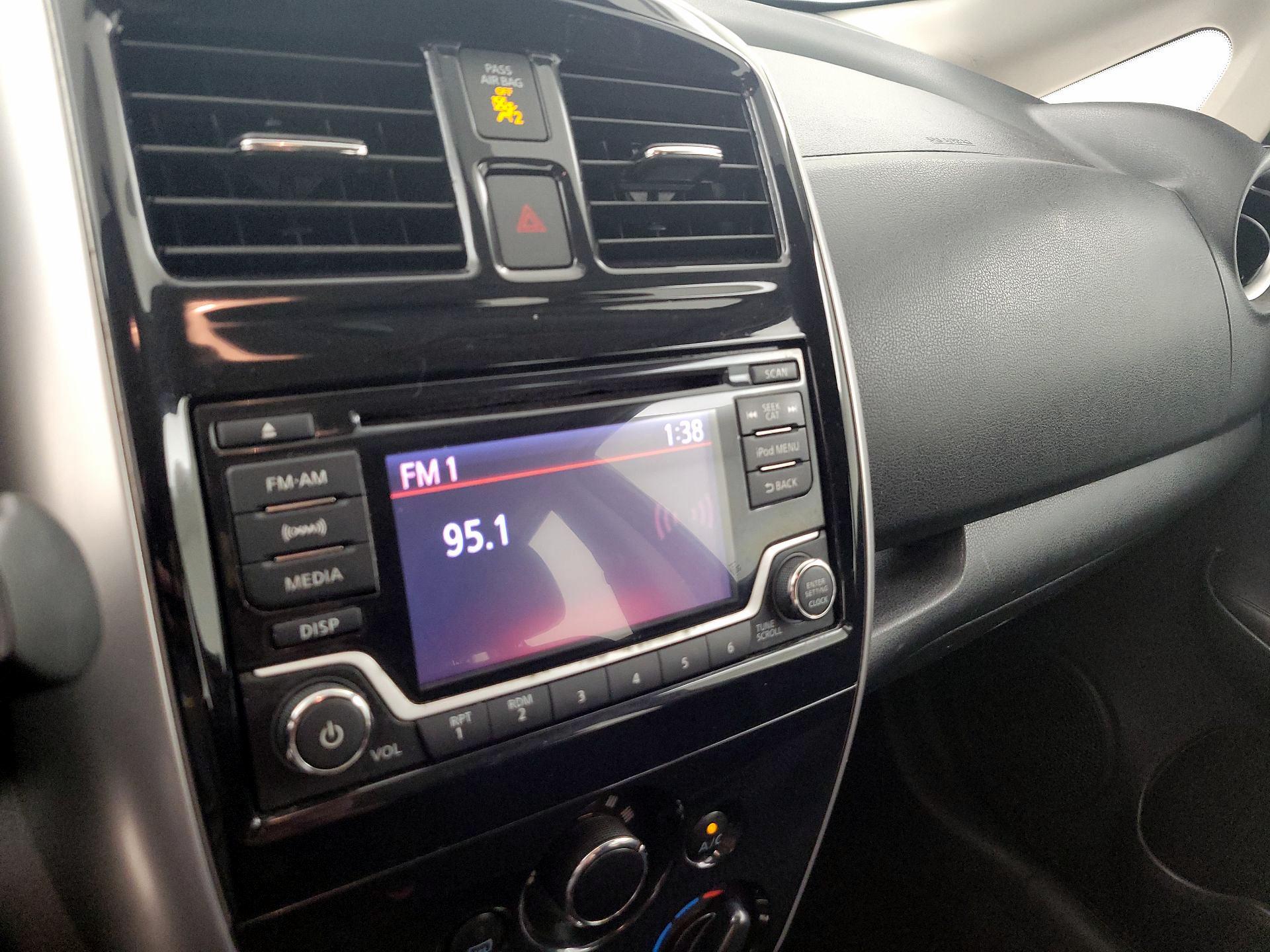 Thumbnail: 2017 Nissan Versa Note - 15