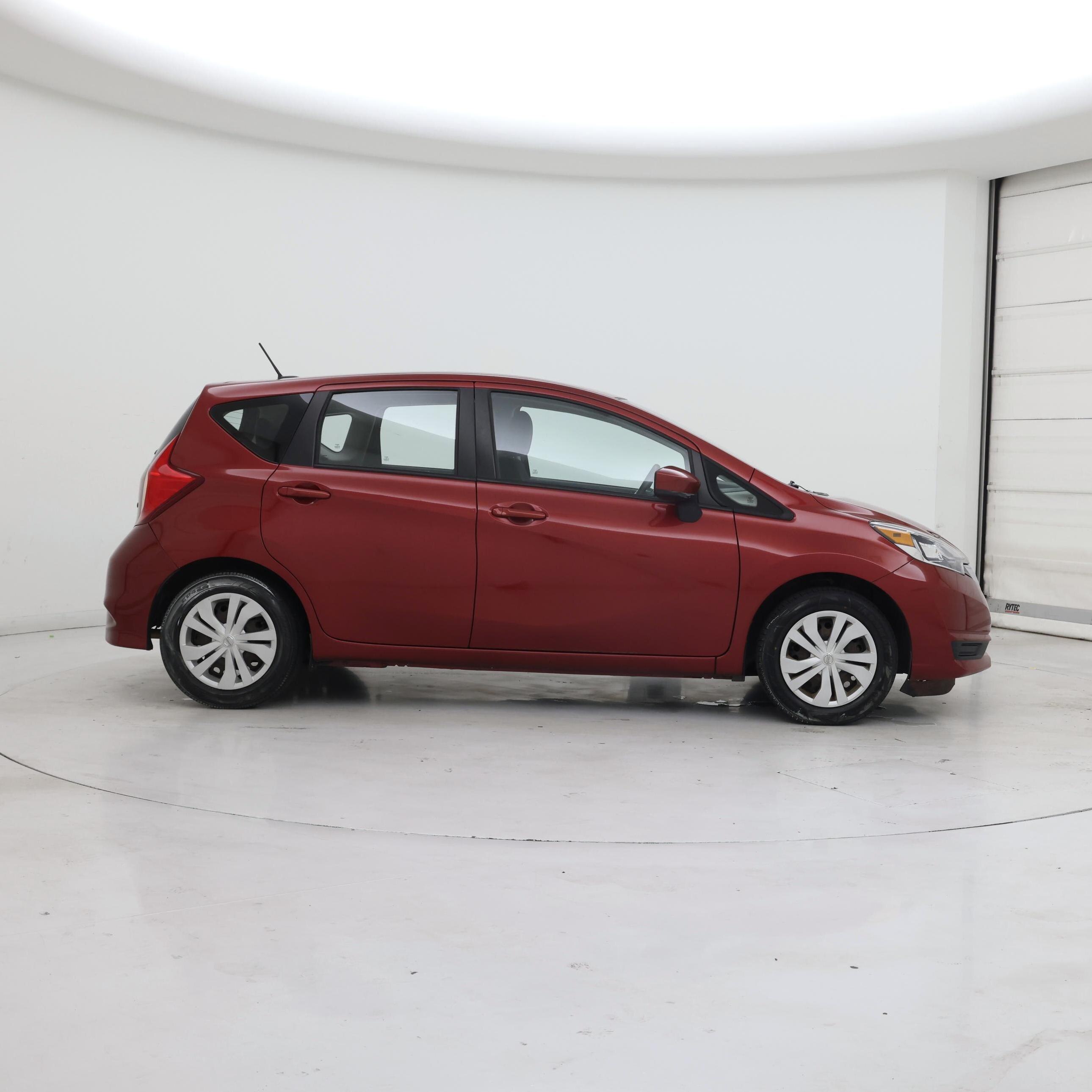 Thumbnail: 2017 Nissan Versa Note - 7